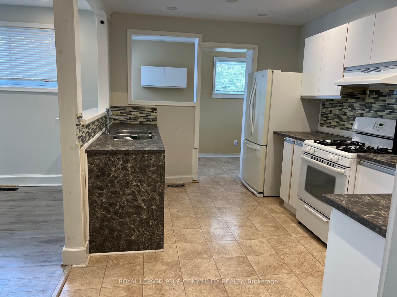 Photo 9 of 26 Holman Crescent, Aurora, Aurora Highlands — HOMEH