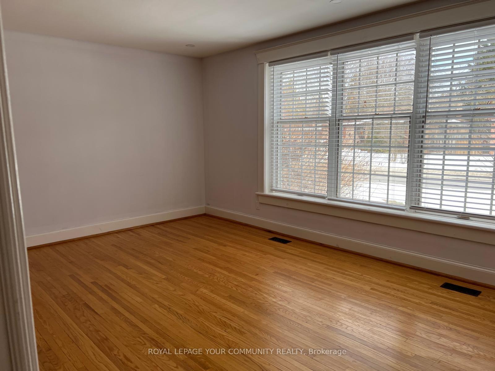 Photo 11 of 26 Holman Crescent, Aurora, Aurora Highlands — HOMEH