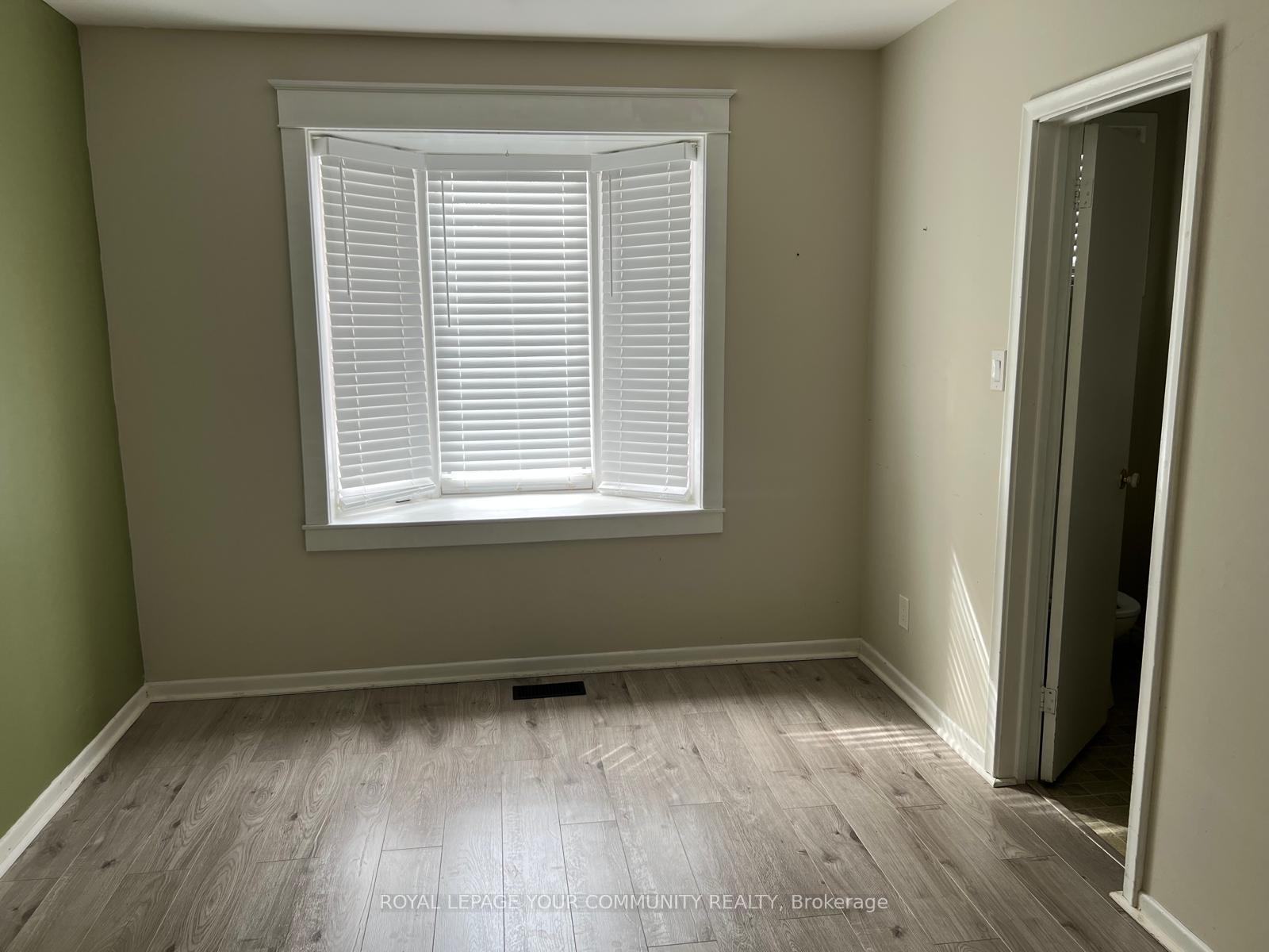 Photo 15 of 26 Holman Crescent, Aurora, Aurora Highlands — HOMEH