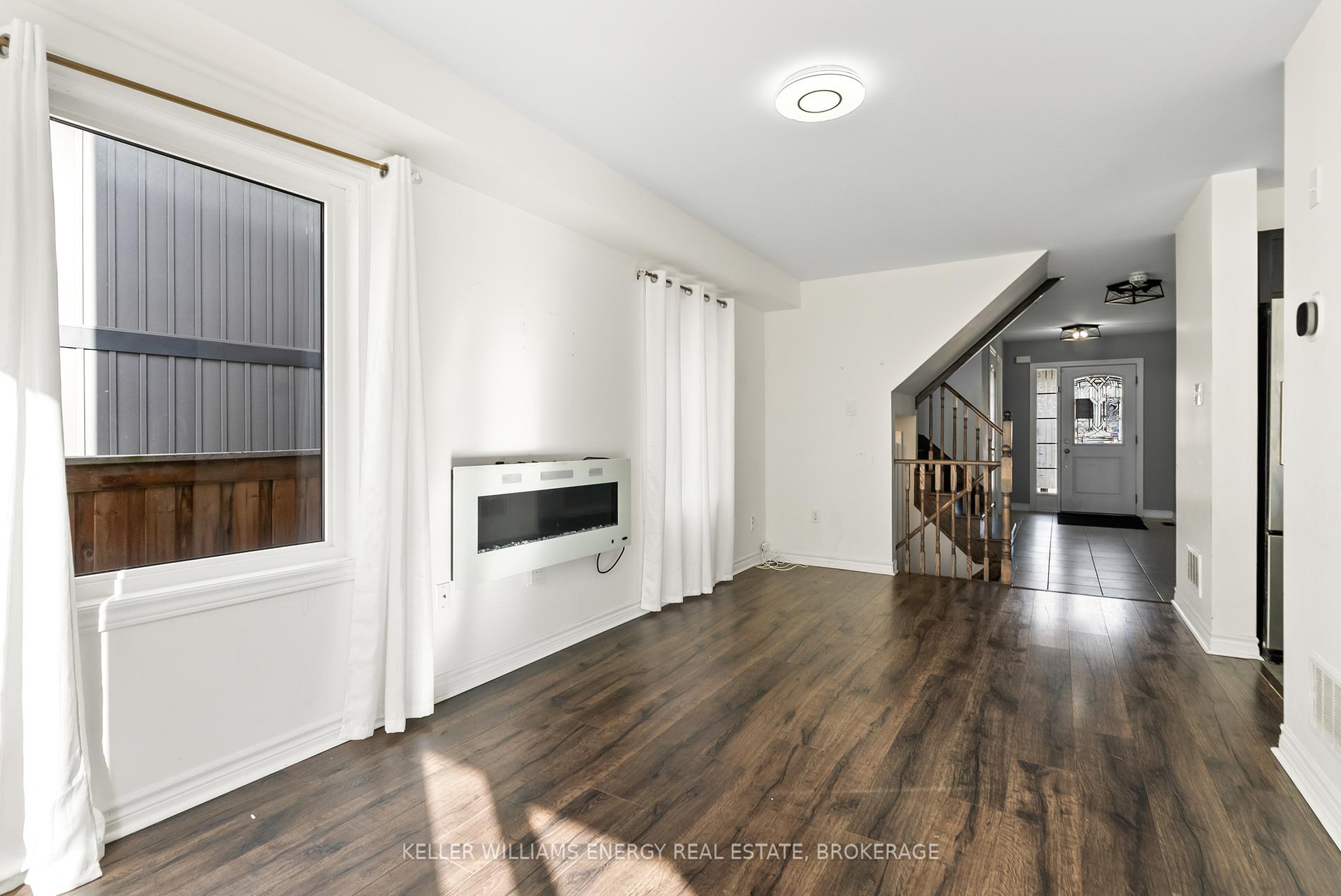 Photo 7 of 10 Jack Roach Street, Clarington, Bowmanville — HOMEH
