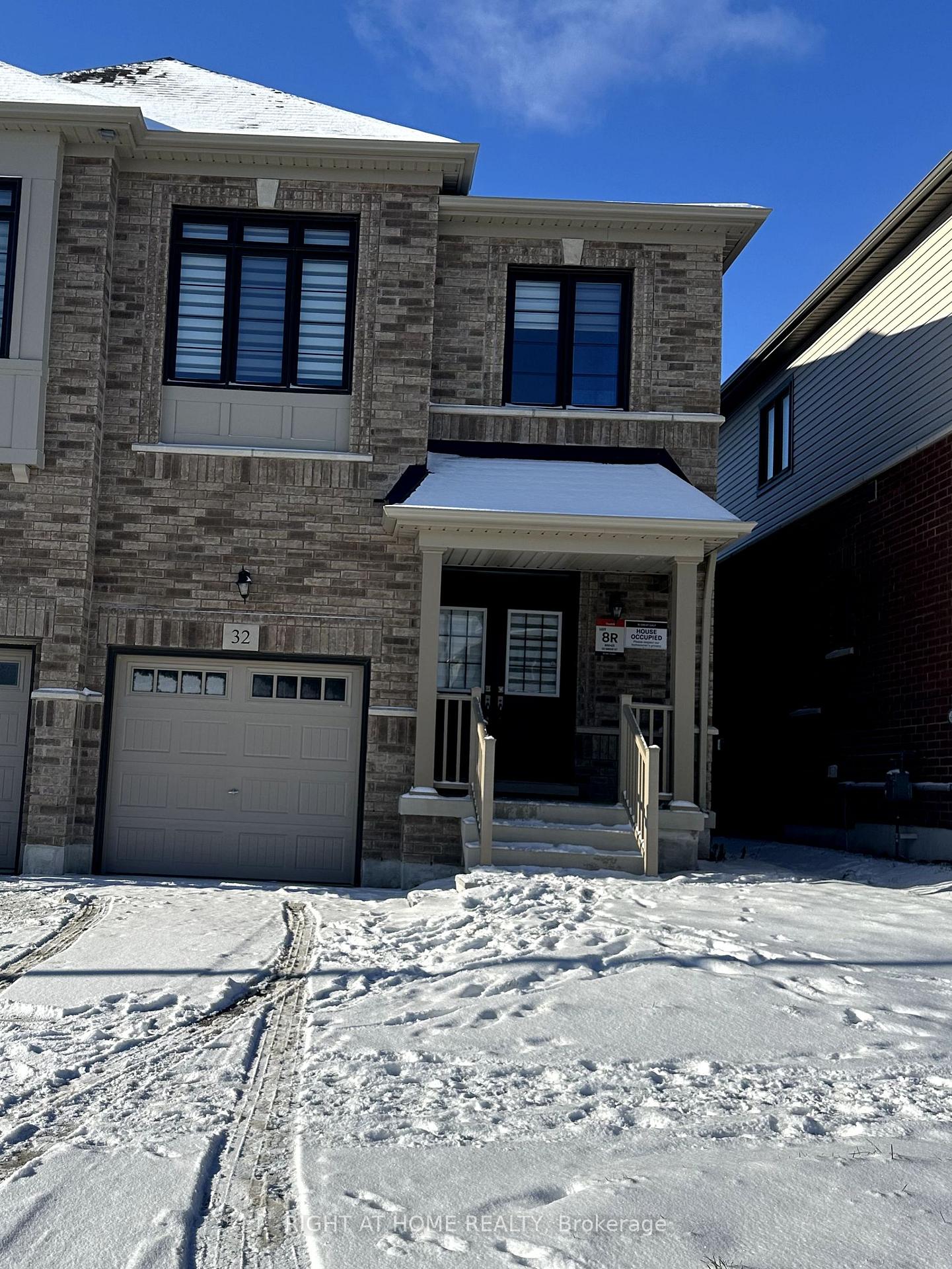 Photo 2 of Unit Upper, 32 Greer Street, Barrie, Rural Barrie Southeast — HOMEH