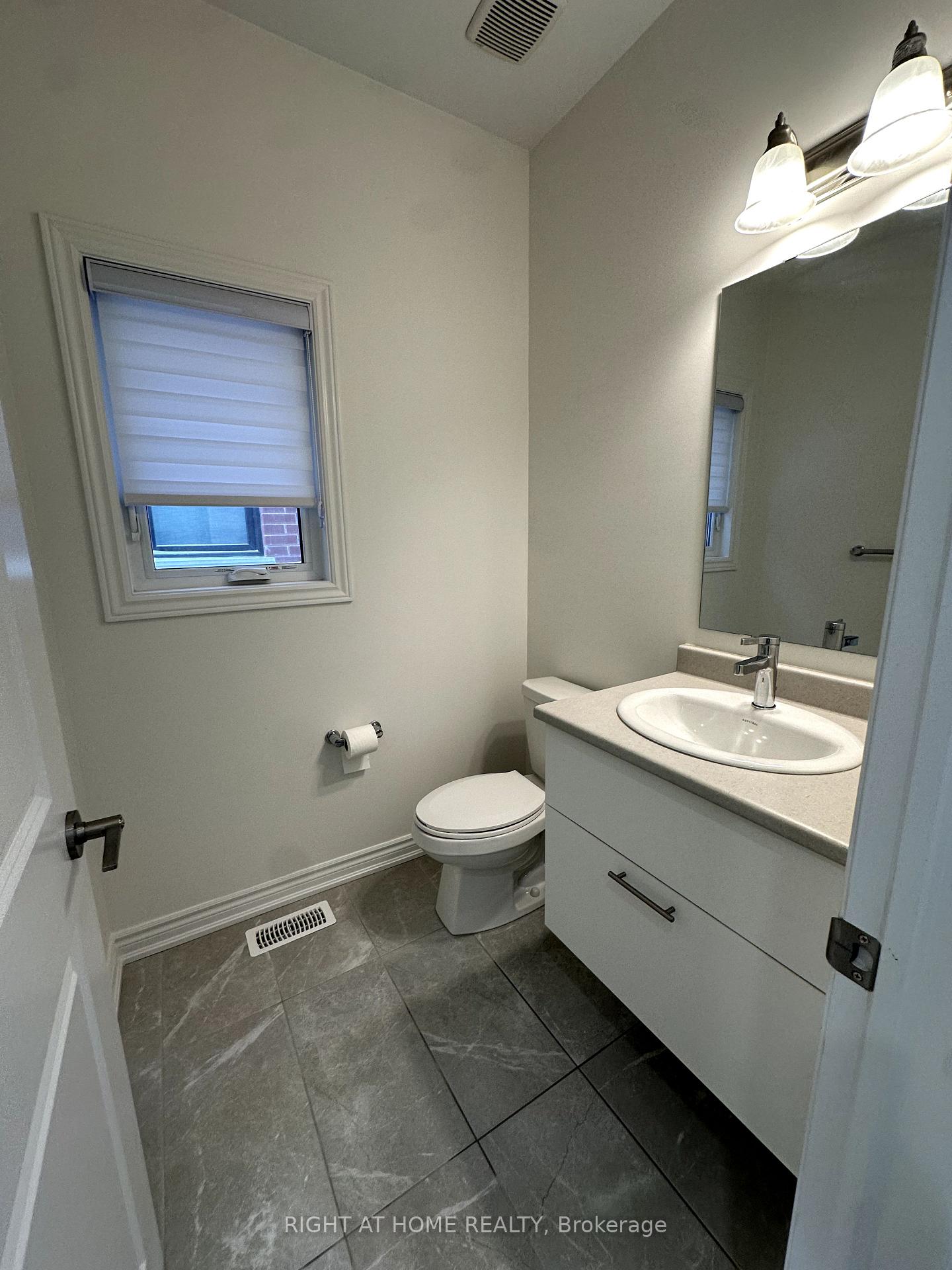 Photo 4 of Unit Upper, 32 Greer Street, Barrie, Rural Barrie Southeast — HOMEH