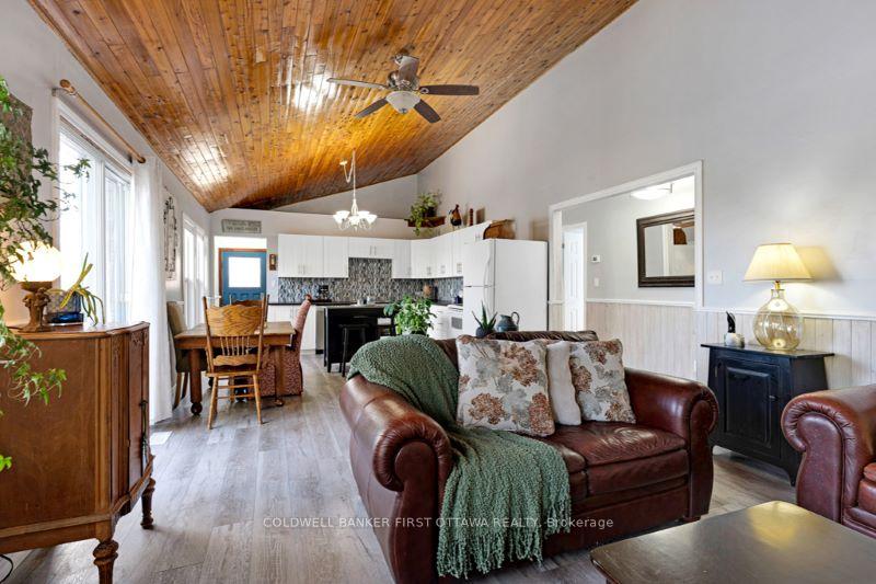 Photo 9 of 16 Lower Lake Lane, Frontenac, Frontenac South — HOMEH