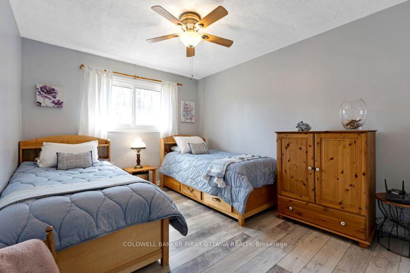 Photo 10 of 16 Lower Lake Lane, Frontenac, Frontenac South — HOMEH