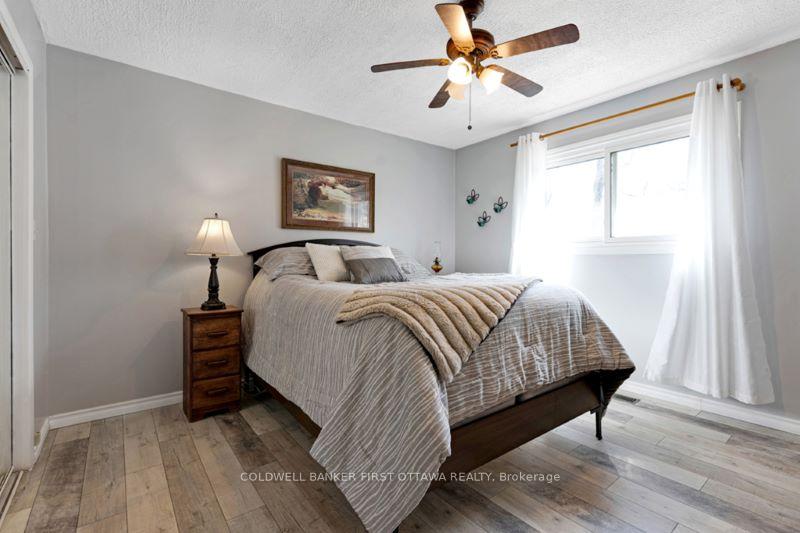 Photo 14 of 16 Lower Lake Lane, Frontenac, Frontenac South — HOMEH