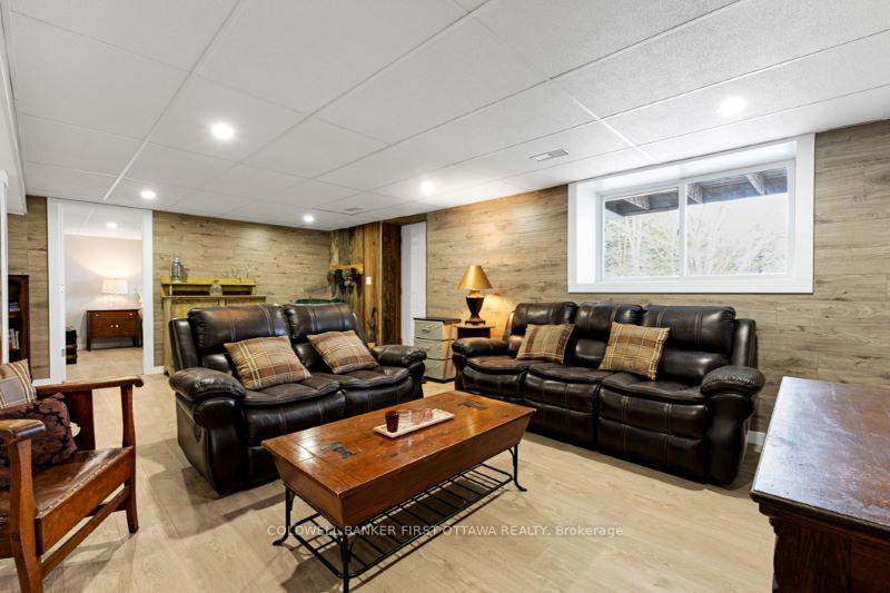 Photo 18 of 16 Lower Lake Lane, Frontenac, Frontenac South — HOMEH