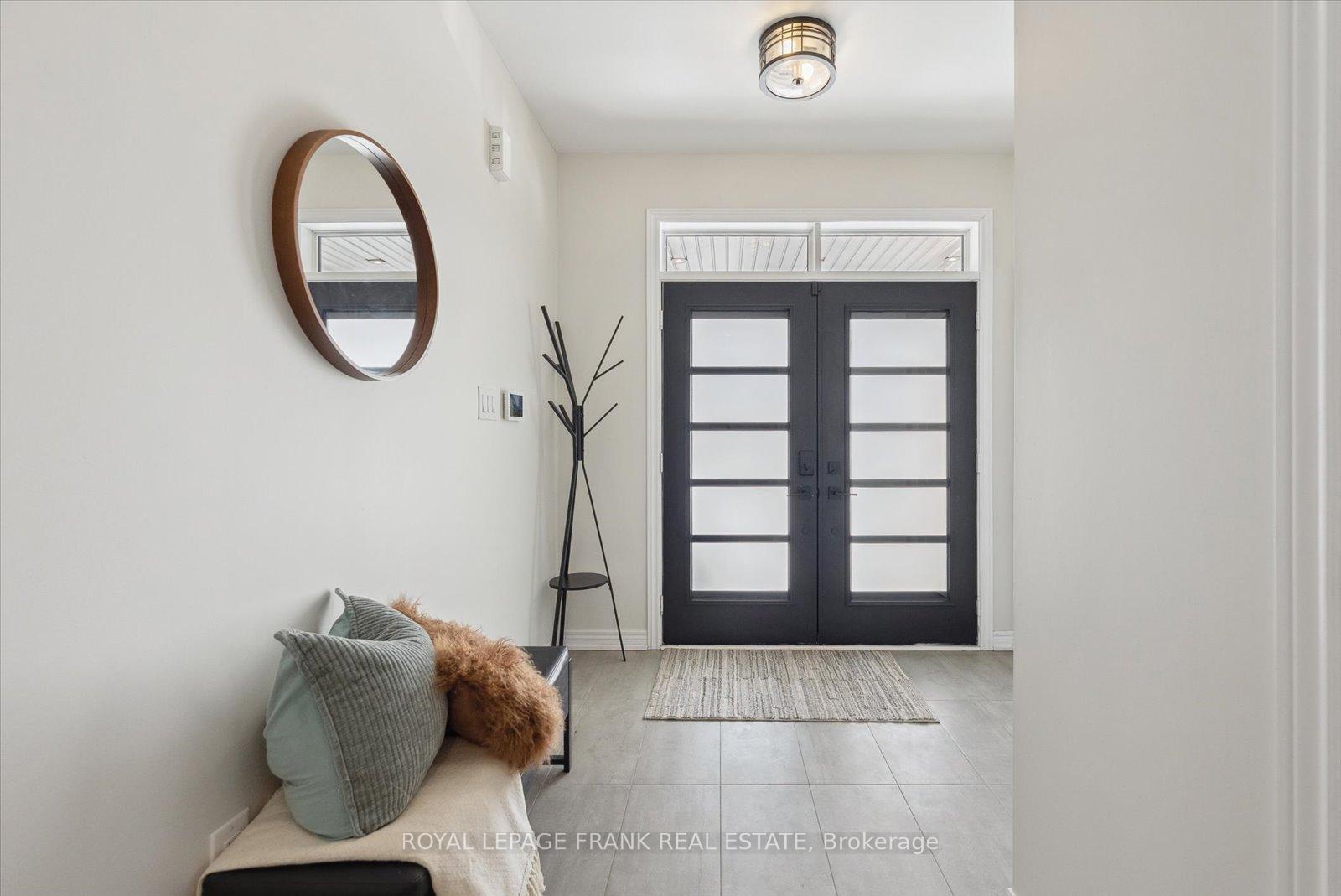Photo 4 of 159 Woolacott Lane, Clarington, Bowmanville — HOMEH