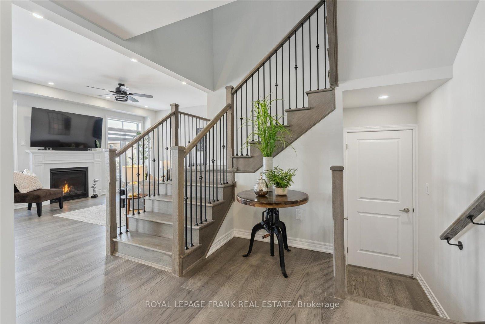 Photo 8 of 159 Woolacott Lane, Clarington, Bowmanville — HOMEH