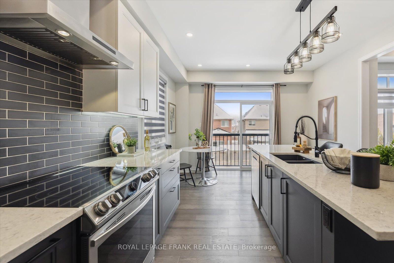 Photo 16 of 159 Woolacott Lane, Clarington, Bowmanville — HOMEH