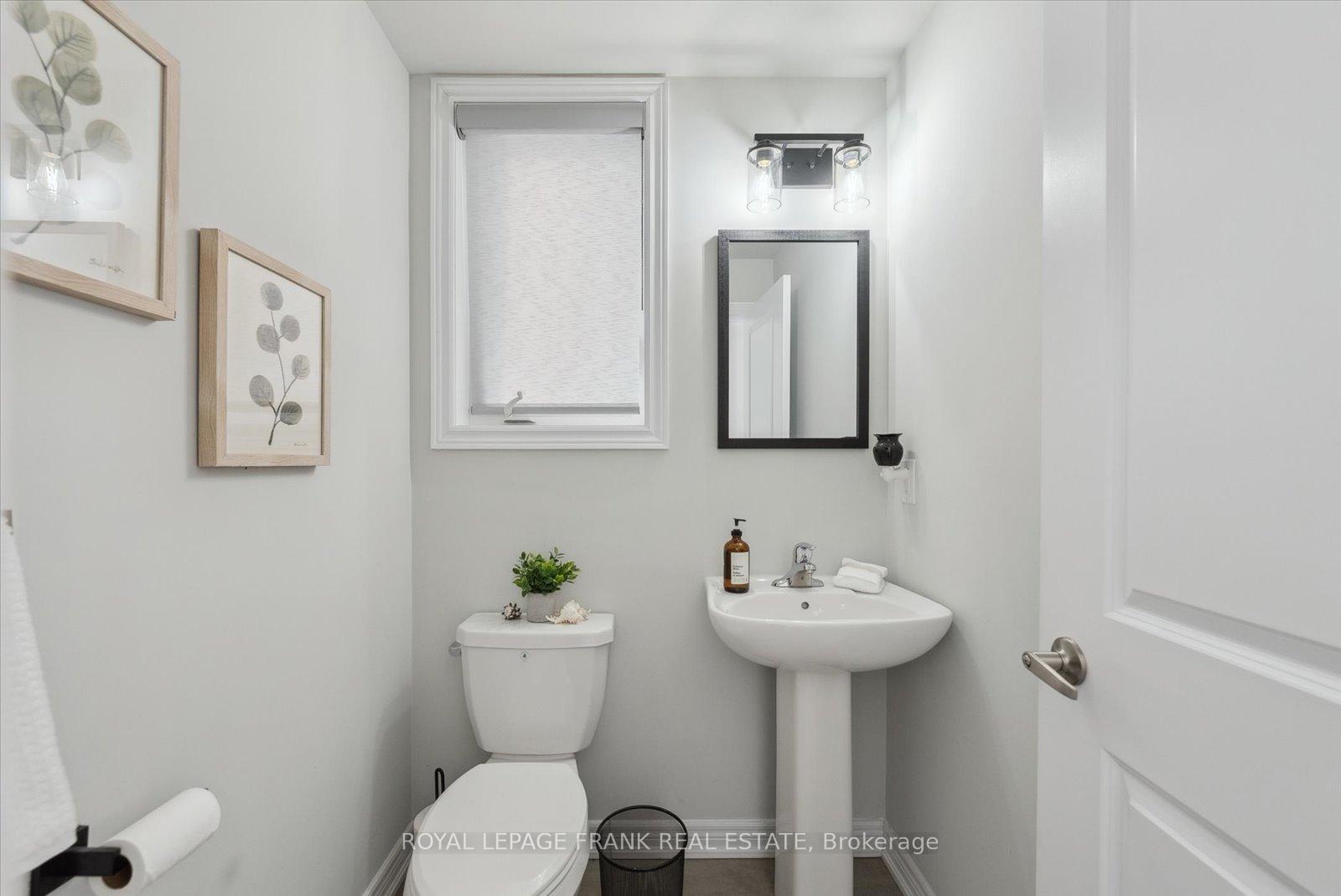 Photo 19 of 159 Woolacott Lane, Clarington, Bowmanville — HOMEH