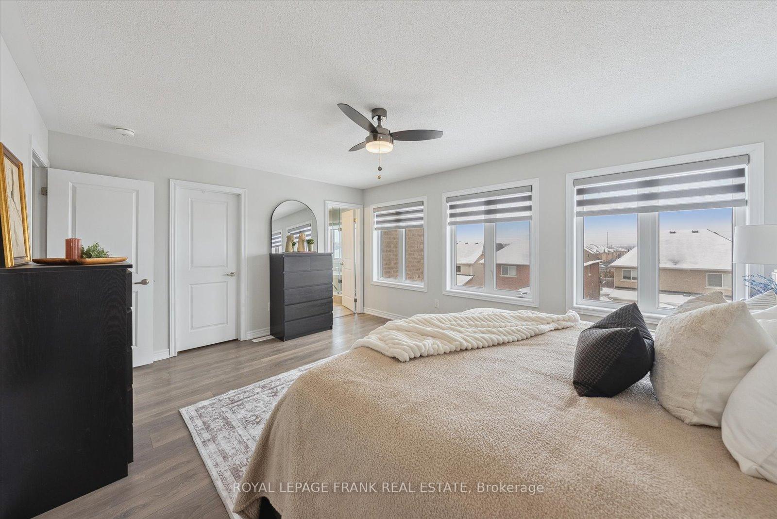 Photo 23 of 159 Woolacott Lane, Clarington, Bowmanville — HOMEH