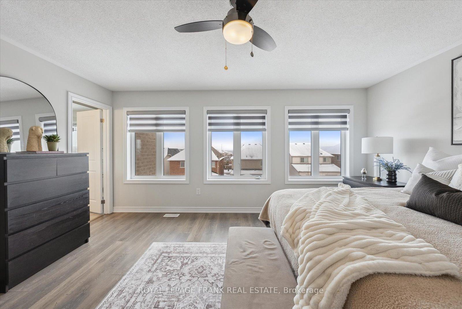 Photo 25 of 159 Woolacott Lane, Clarington, Bowmanville — HOMEH