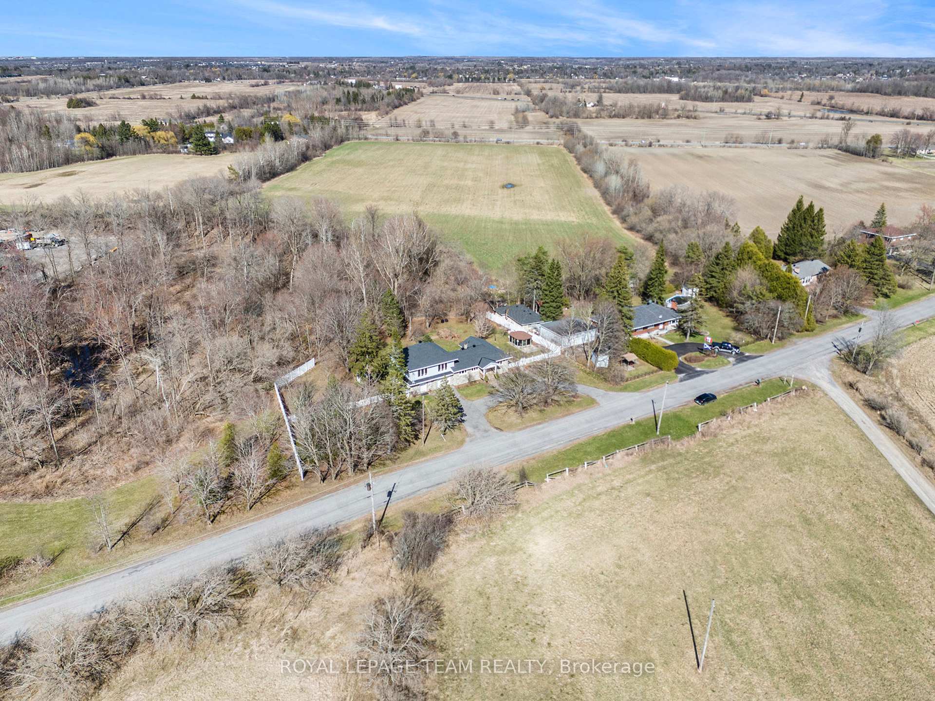 Photo 9 of 4109 Viewbank Road, Ottawa, Barrhaven - Half Moon Bay — HOMEH