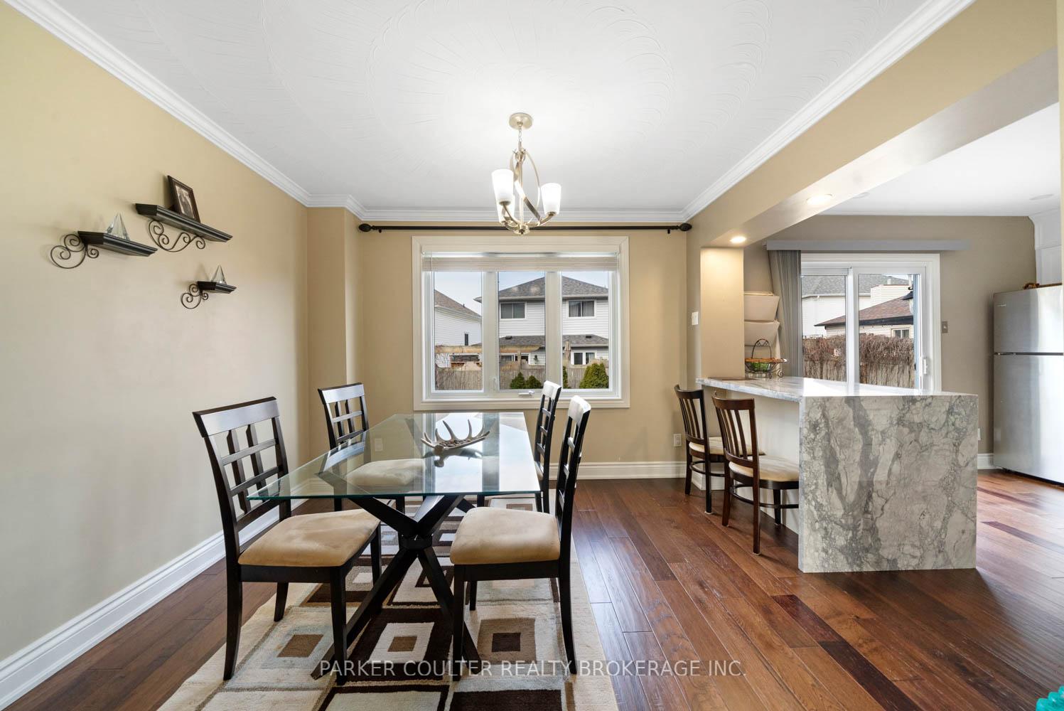 Photo 15 of 46 Orwell Crescent, Barrie, Letitia Heights — HOMEH
