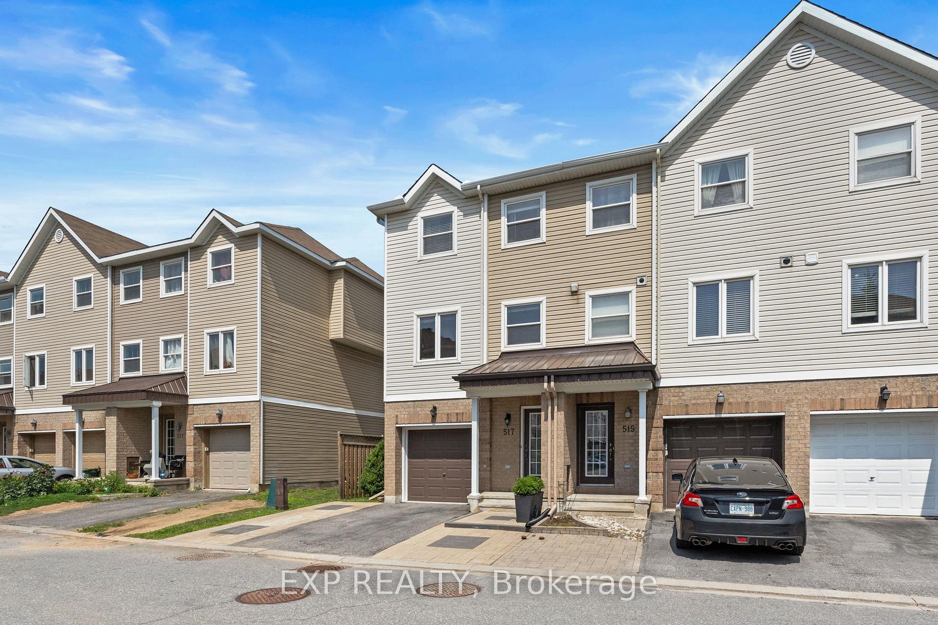 Photo 5 of 517 Simran Private, Ottawa, Barrhaven - Cedargrove/Fraserdale — HOMEH