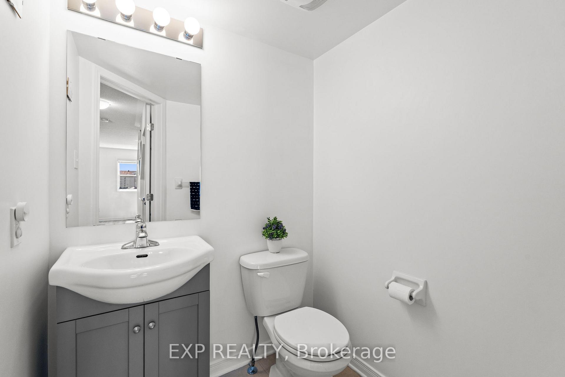 Photo 9 of 517 Simran Private, Ottawa, Barrhaven - Cedargrove/Fraserdale — HOMEH