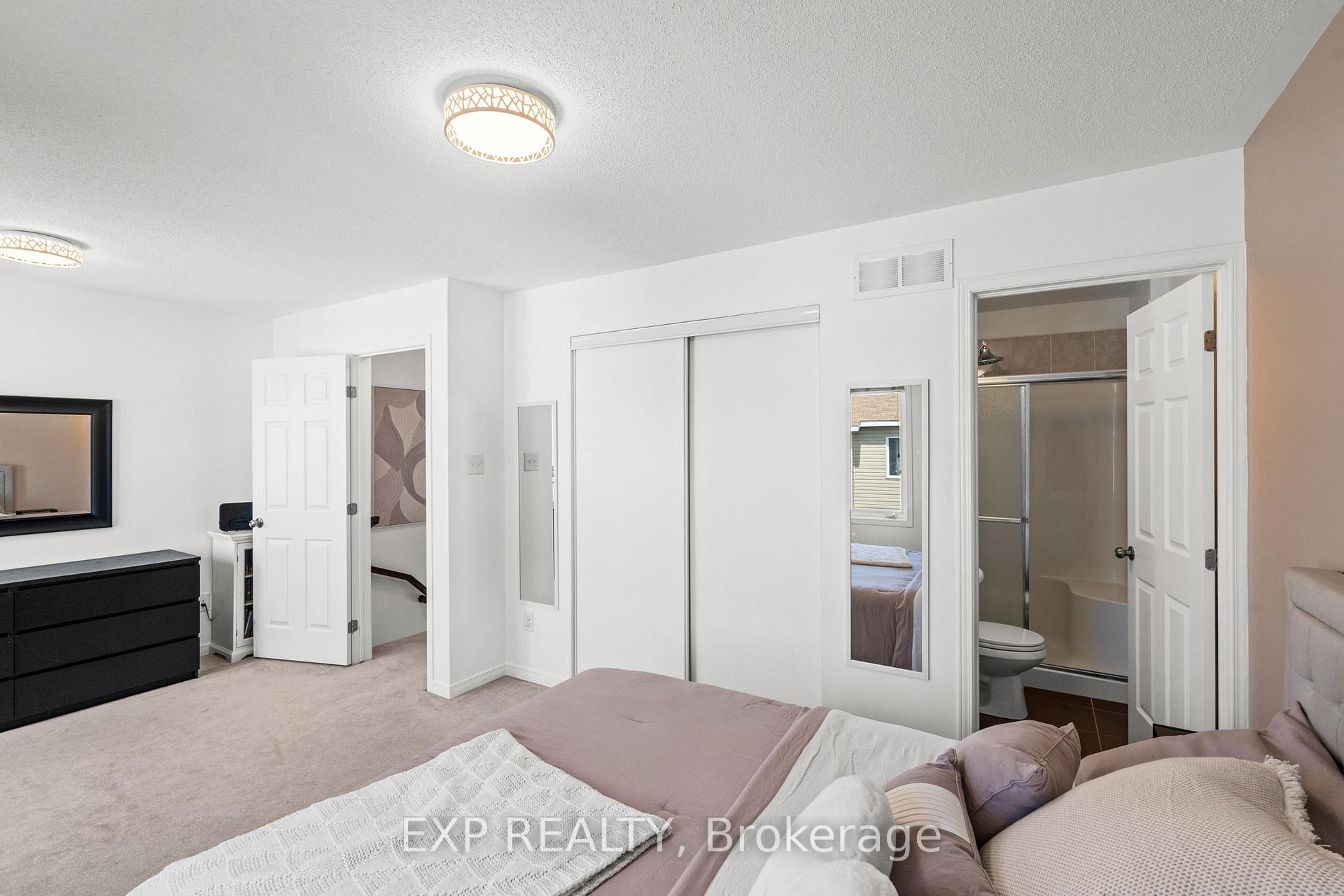 Photo 19 of 517 Simran Private, Ottawa, Barrhaven - Cedargrove/Fraserdale — HOMEH