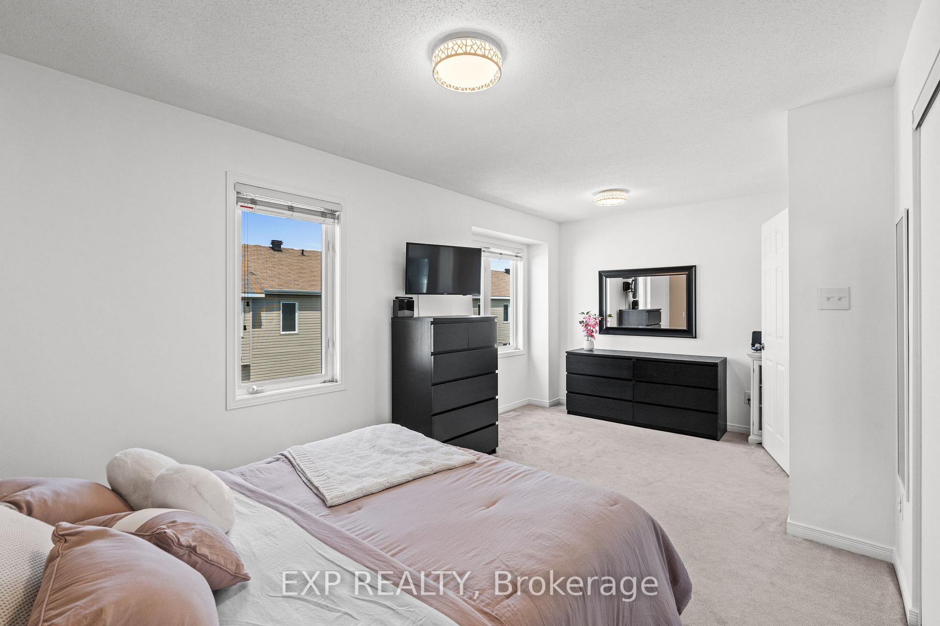 Photo 25 of 517 Simran Private, Ottawa, Barrhaven - Cedargrove/Fraserdale — HOMEH