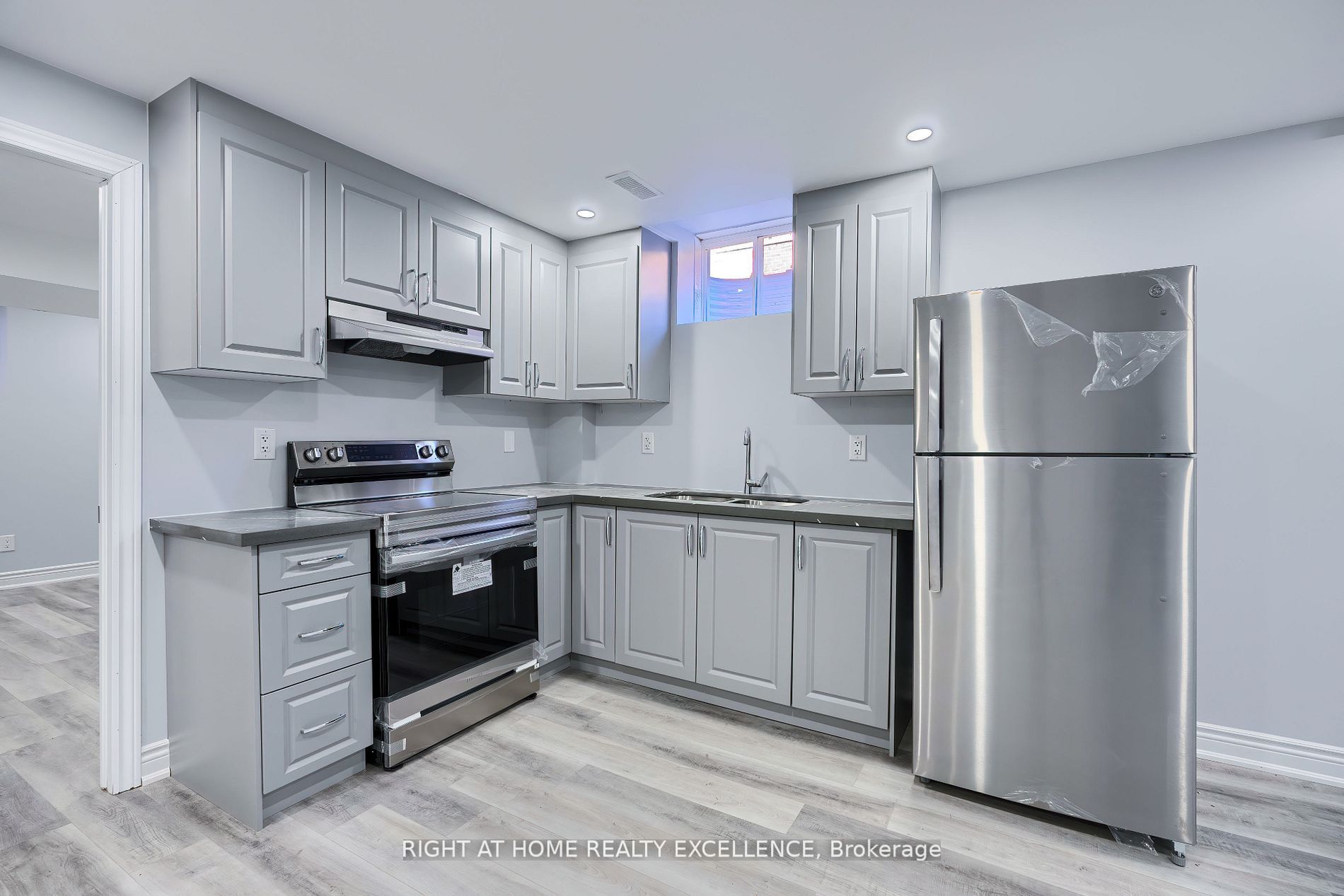Photo 21 of Unit Lower, 36 Elverton Crescent, Brampton, Northwest Brampton — HOMEH