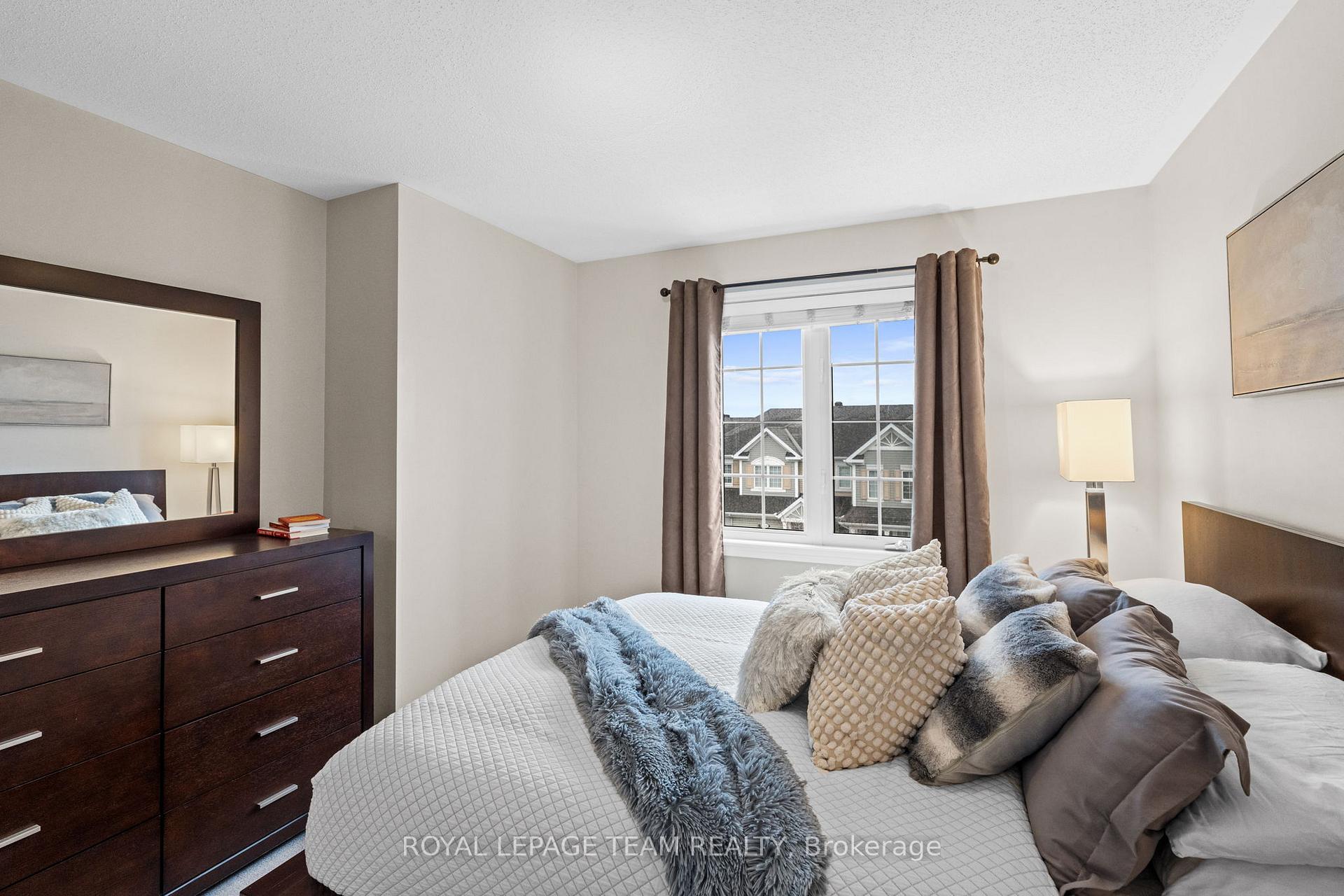 Photo 26 of 441 White Arctic Avenue, Ottawa, Barrhaven - Half Moon Bay — HOMEH