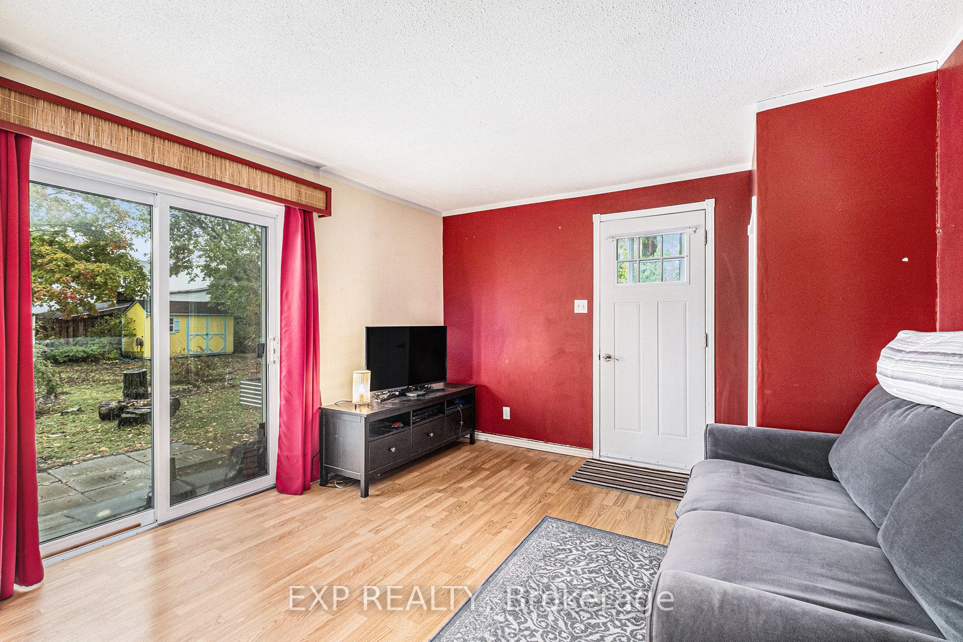Photo 7 of 115 Nelson Street E, Carleton Place — HOMEH
