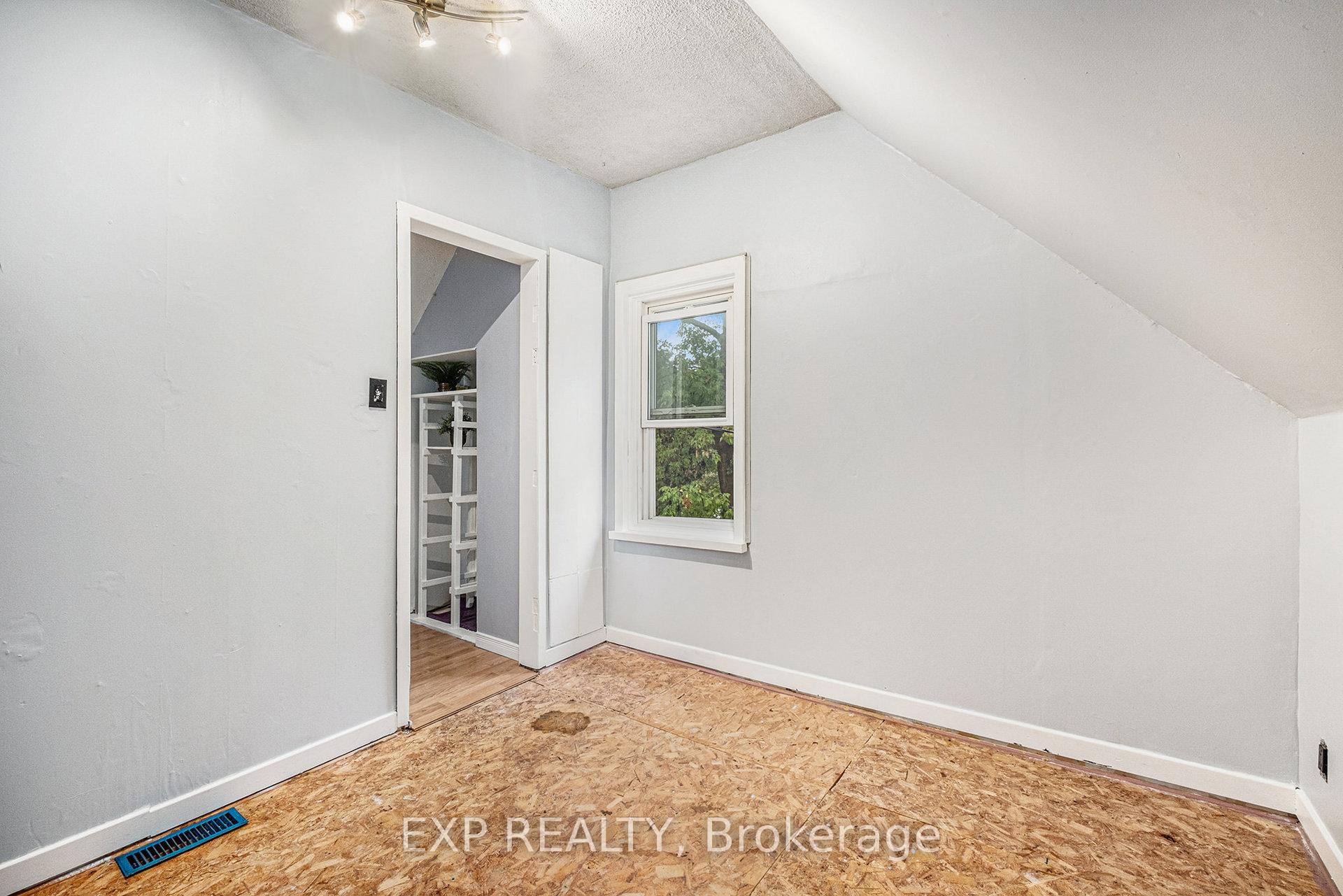 Photo 8 of 115 Nelson Street E, Carleton Place — HOMEH