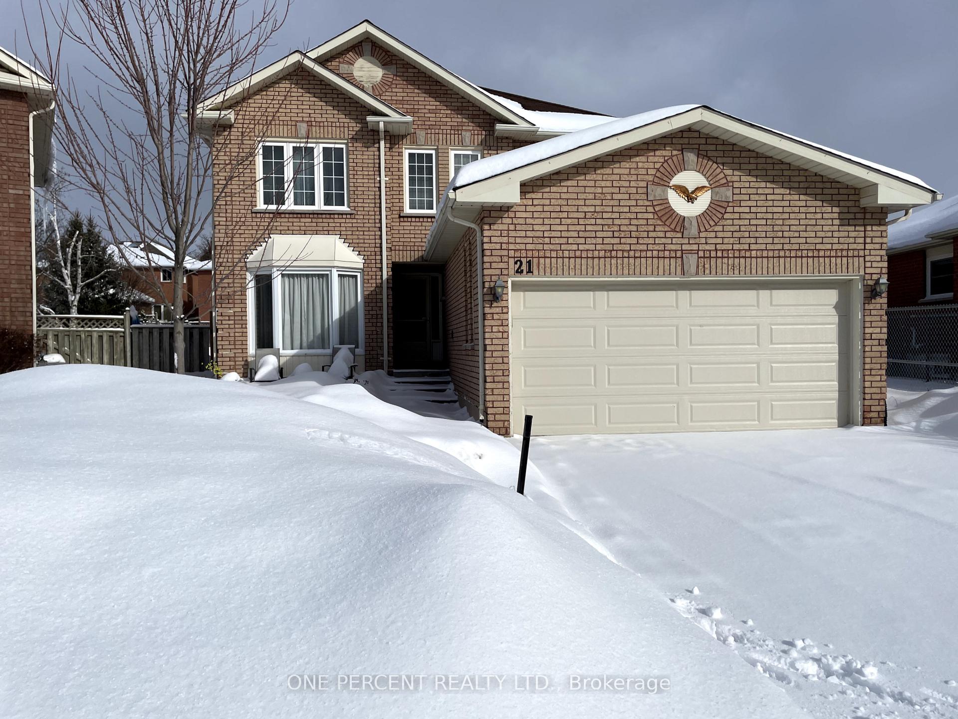 Front of 21 Barwick Drive S