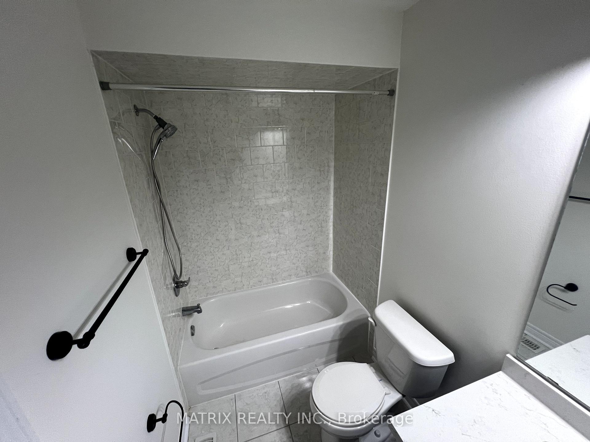 Photo 28 of 7 Snelgrove Crescent, Barrie, West Bayfield — HOMEH
