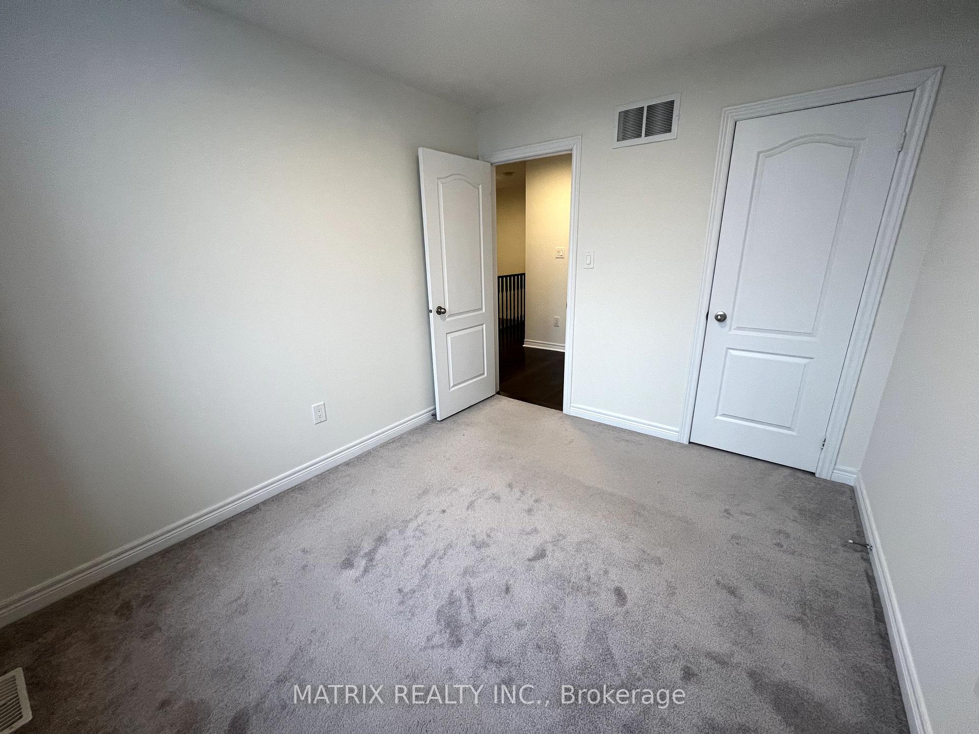 Photo 30 of 7 Snelgrove Crescent, Barrie, West Bayfield — HOMEH