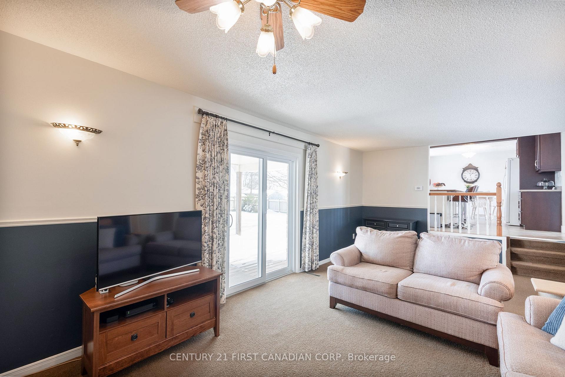 Photo 7 of 79 Dufferin Street, Aylmer — HOMEH