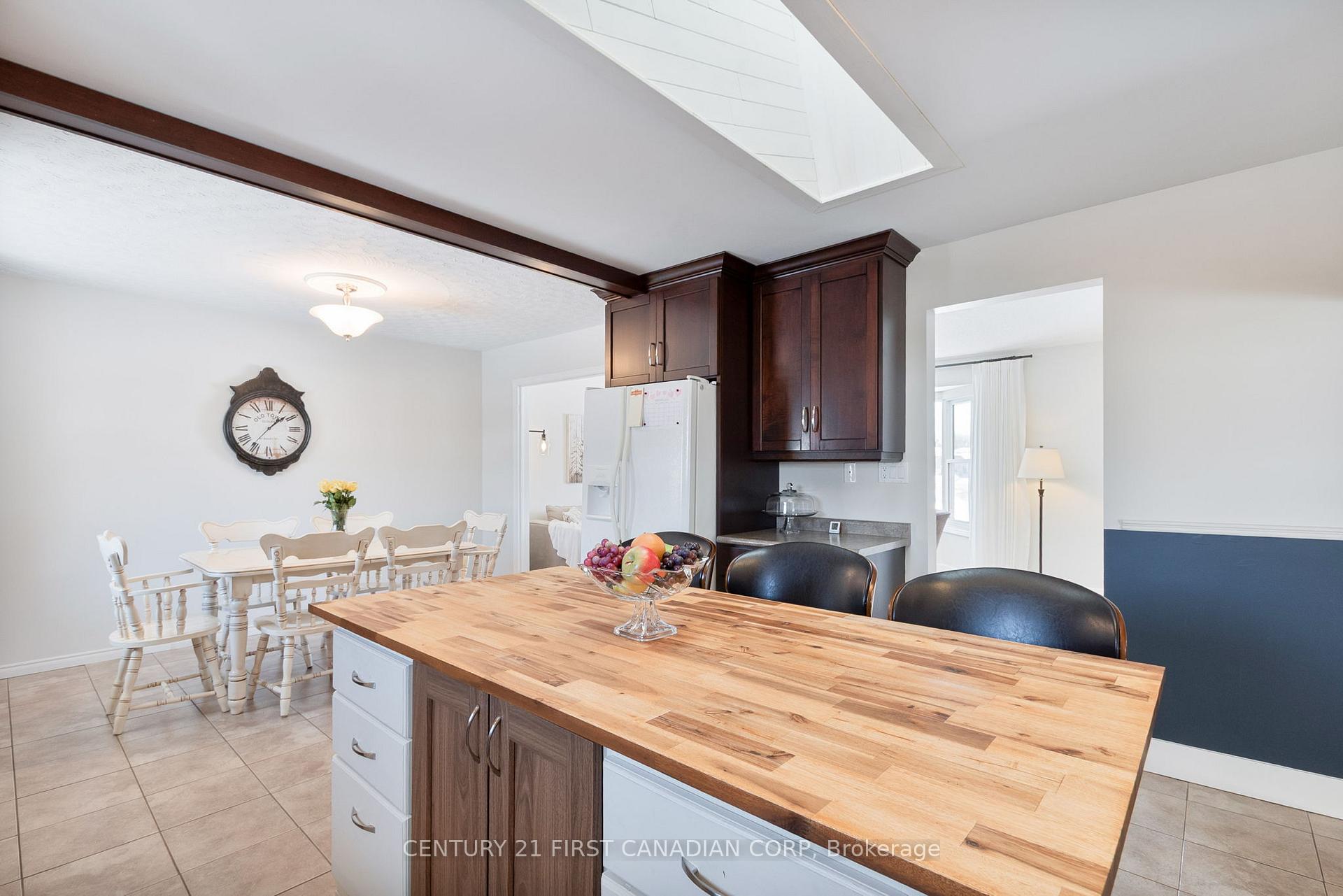 Photo 18 of 79 Dufferin Street, Aylmer — HOMEH