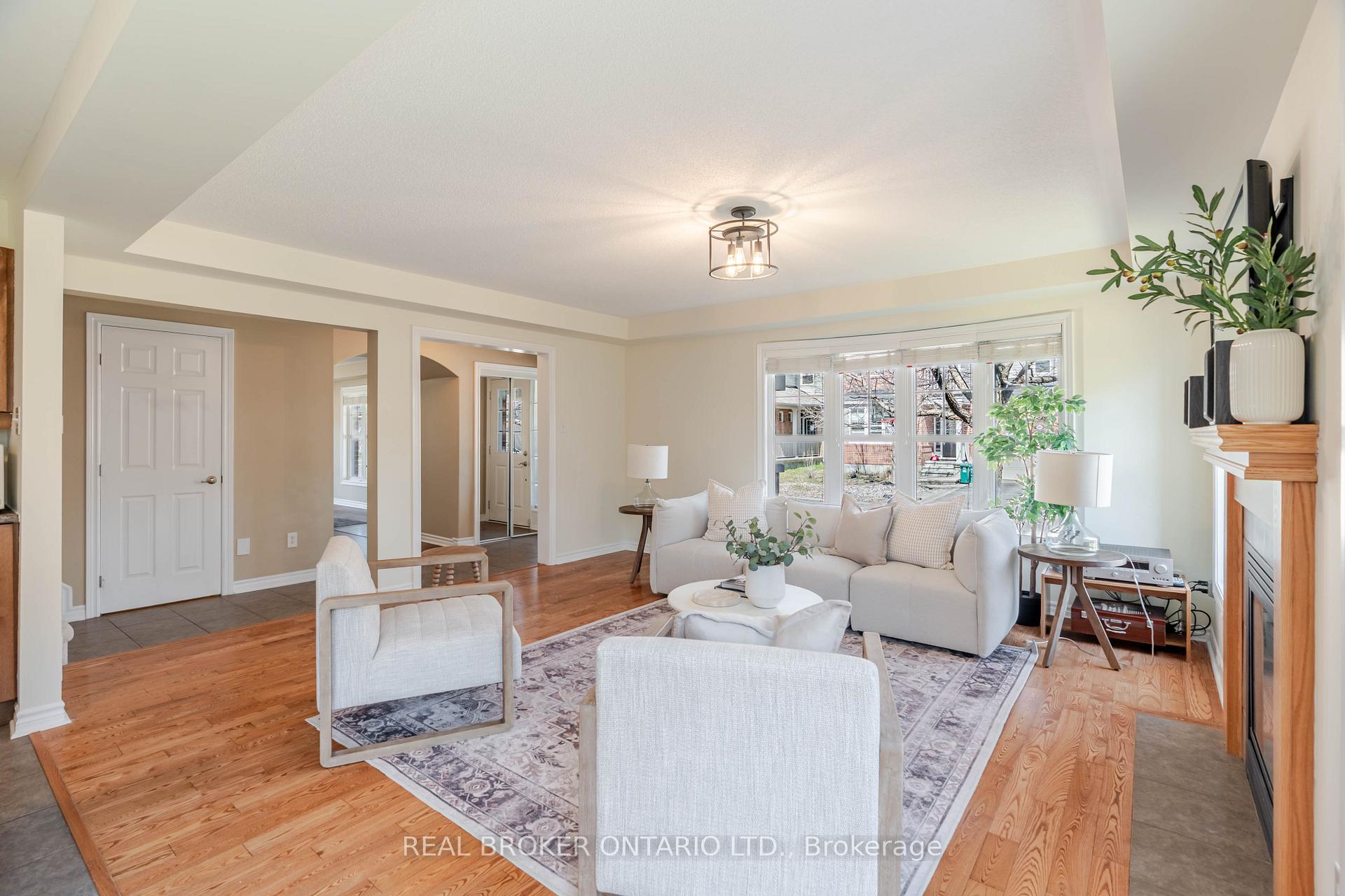 Photo 8 of 2539 Stone Cove Crescent, Ottawa, Barrhaven - Half Moon Bay — HOMEH
