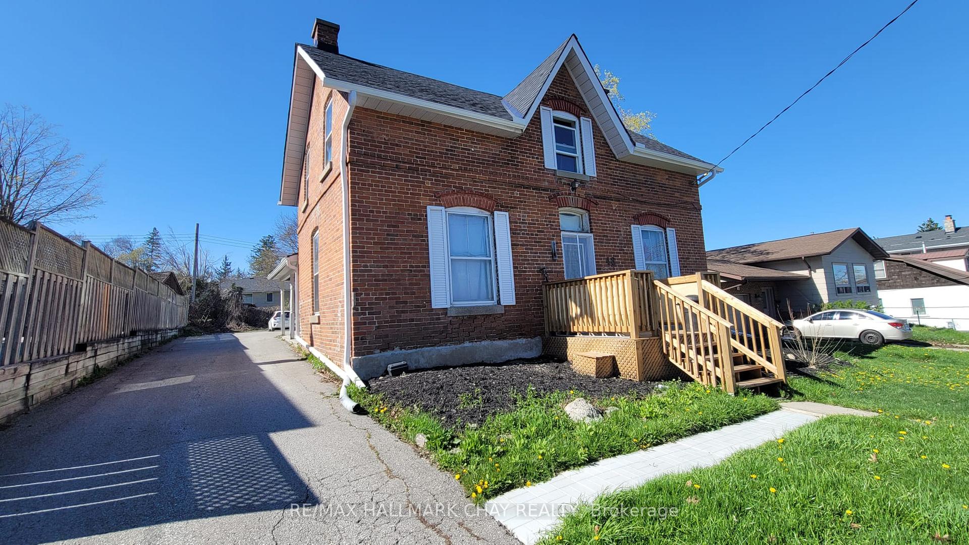 Photo 11 of 48 Rose Street, Barrie, 400 North — HOMEH
