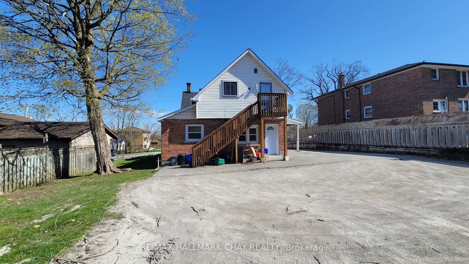 Photo 12 of 48 Rose Street, Barrie, 400 North — HOMEH