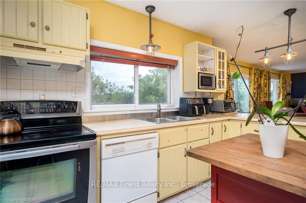Photo 11 of 5419 Battersea Road, Frontenac, Frontenac South — HOMEH