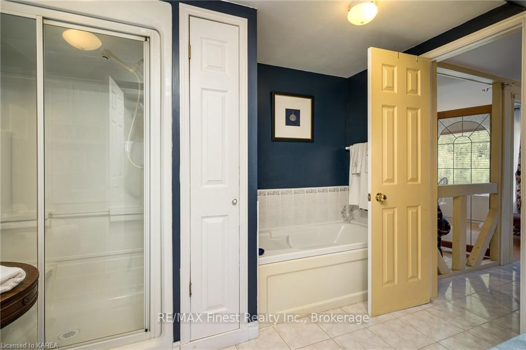 Photo 13 of 5419 Battersea Road, Frontenac, Frontenac South — HOMEH