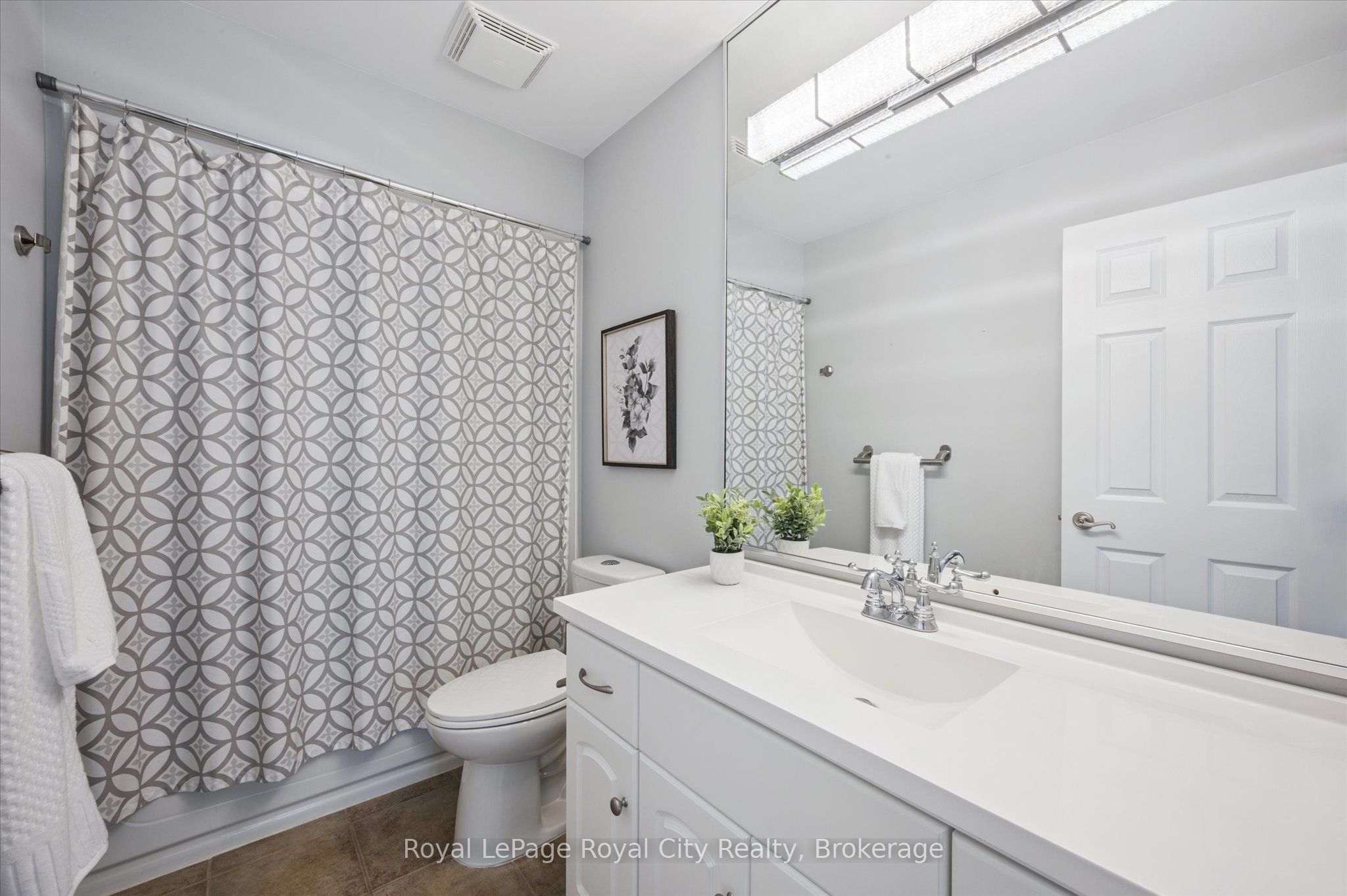 Photo 80 of 279 Farley Drive, Guelph, Pineridge/Westminster Woods — HOMEH