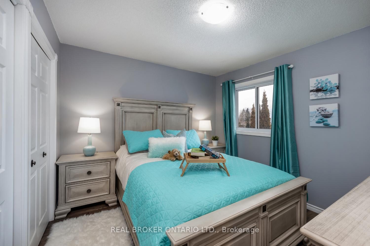 Photo 19 of 51 Bonnycastle Drive, Clarington, Bowmanville — HOMEH