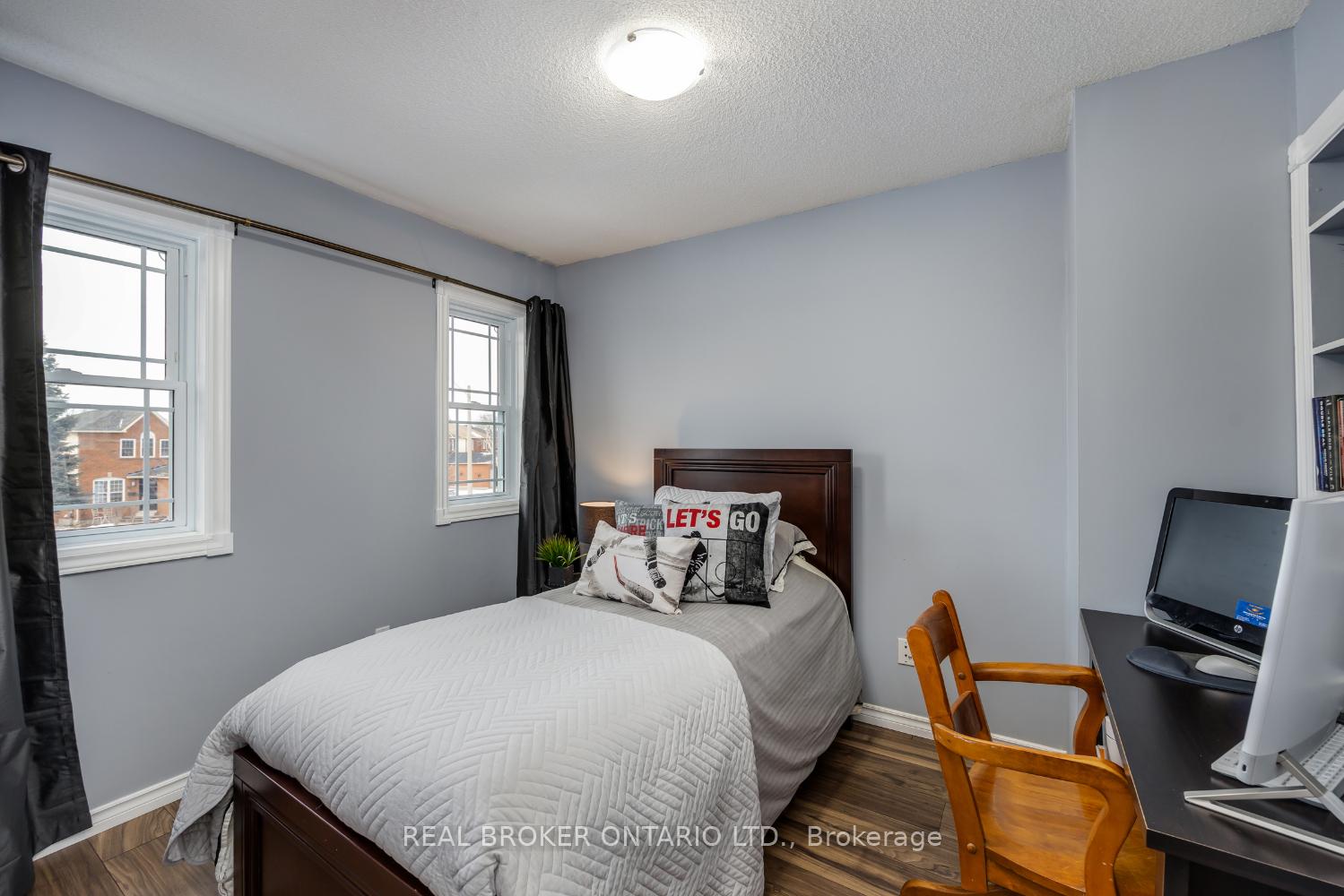 Photo 20 of 51 Bonnycastle Drive, Clarington, Bowmanville — HOMEH