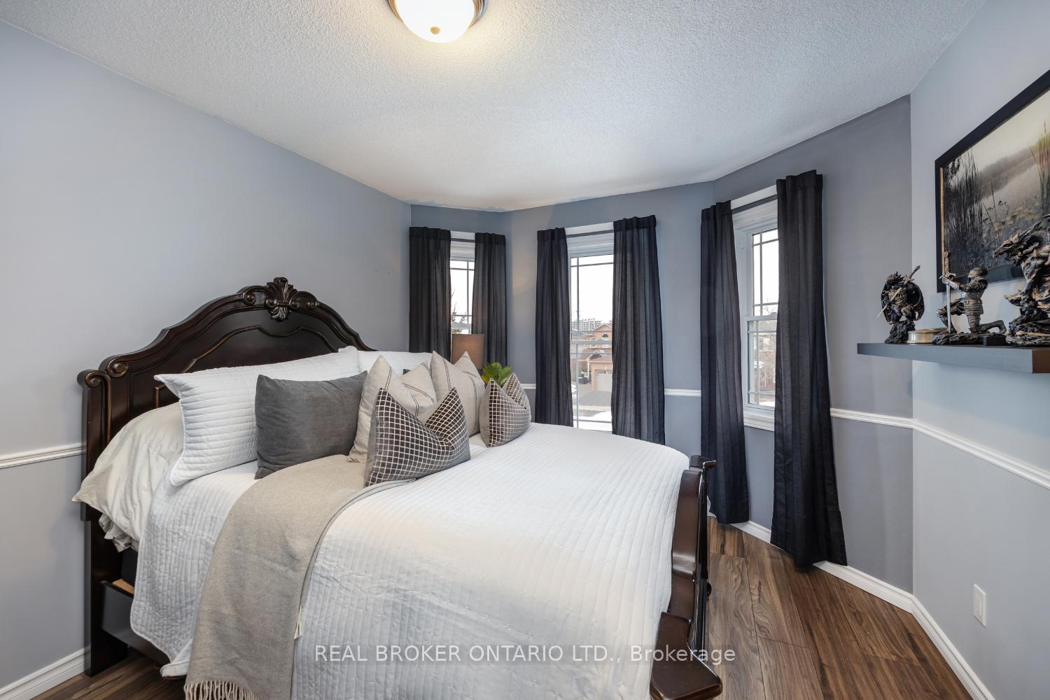 Photo 22 of 51 Bonnycastle Drive, Clarington, Bowmanville — HOMEH
