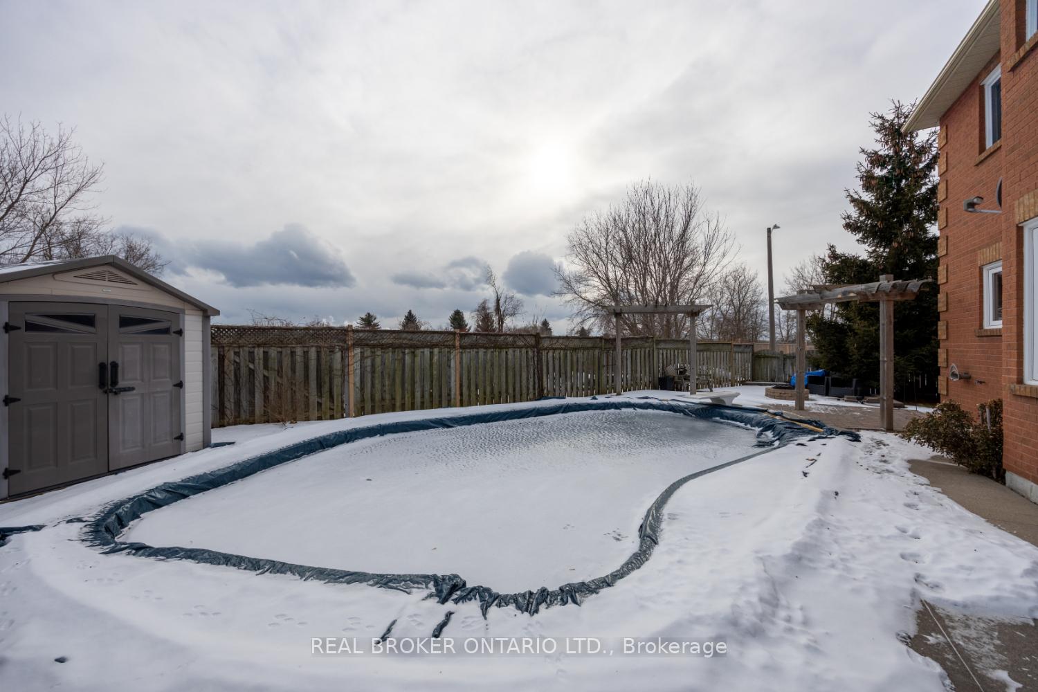 Photo 31 of 51 Bonnycastle Drive, Clarington, Bowmanville — HOMEH