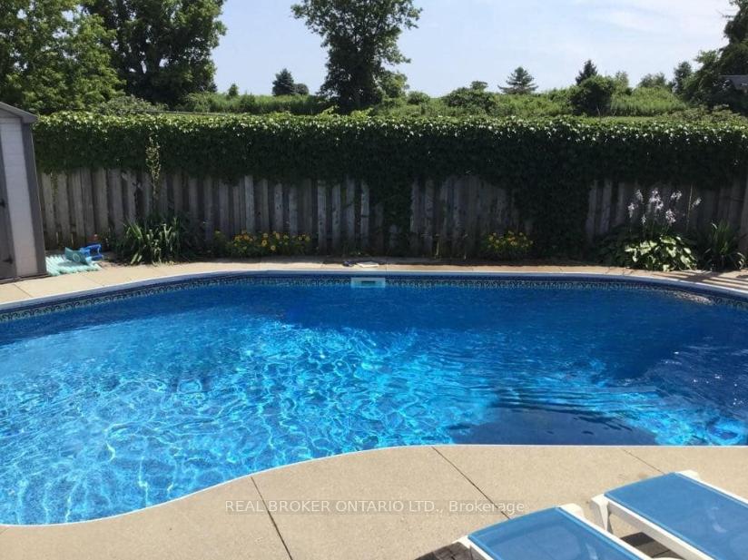 Photo 36 of 51 Bonnycastle Drive, Clarington, Bowmanville — HOMEH