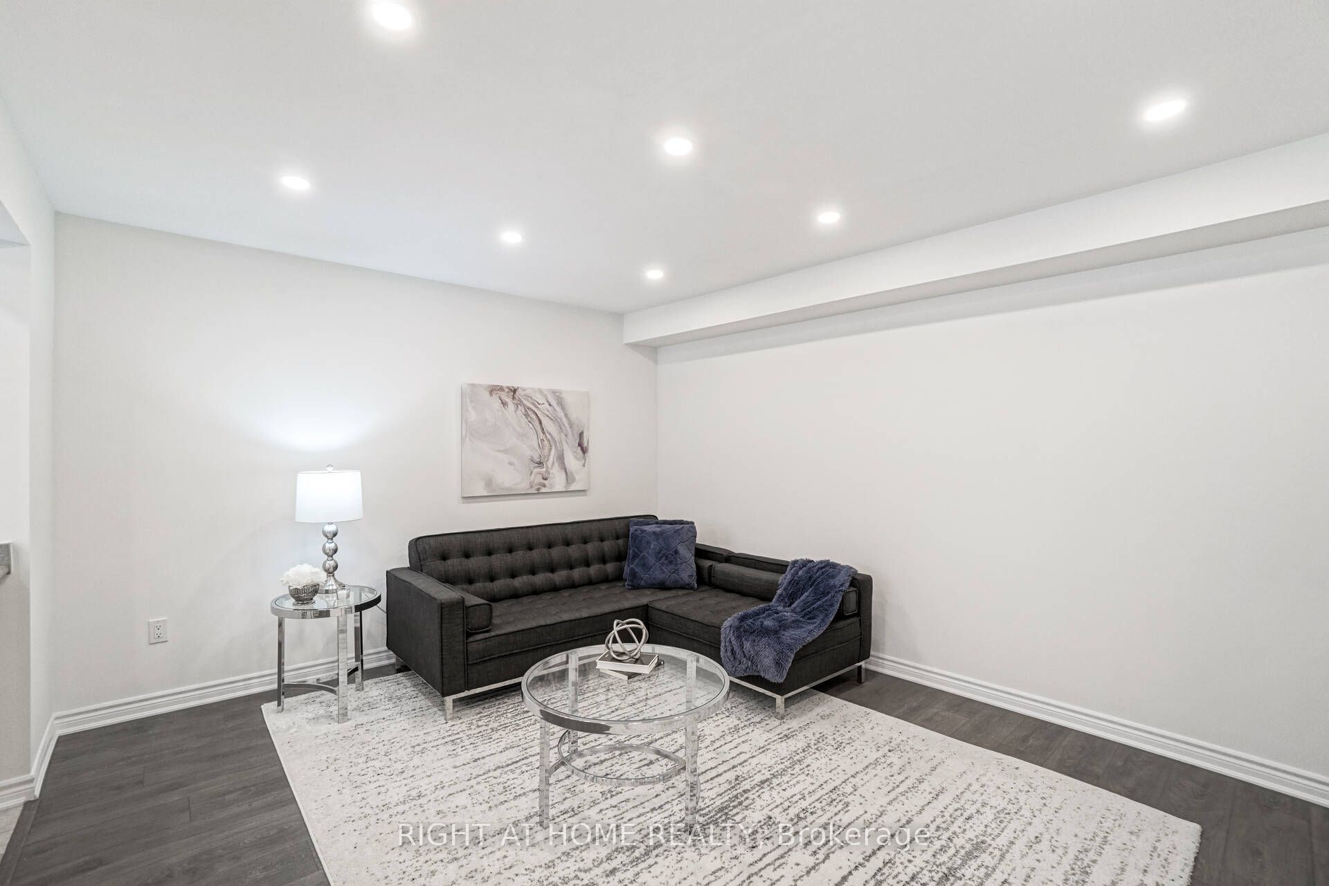 Photo 37 of 277 Casson Point, Milton, Ford — HOMEH