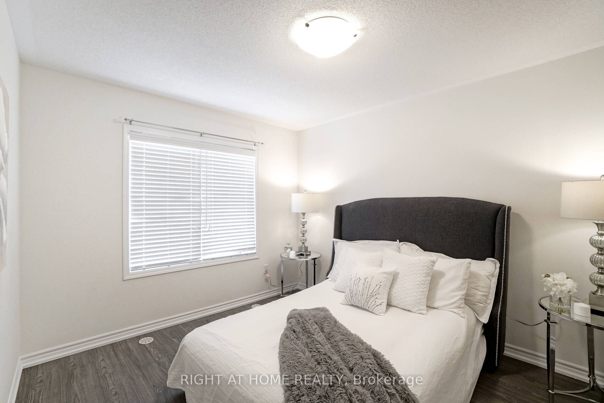 Photo 48 of 277 Casson Point, Milton, Ford — HOMEH