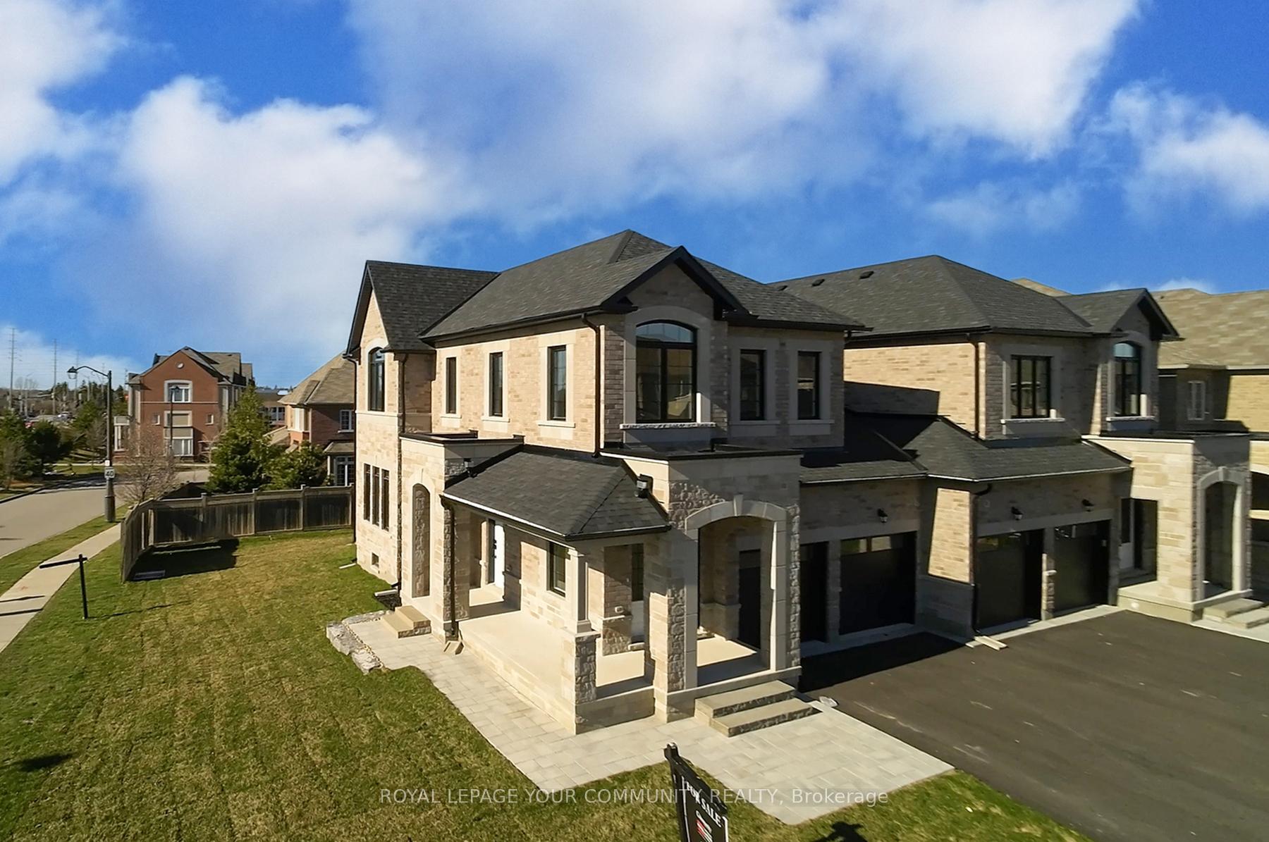Photo 5 of 122 Lewis Honey Drive, Aurora, Bayview Northeast — HOMEH