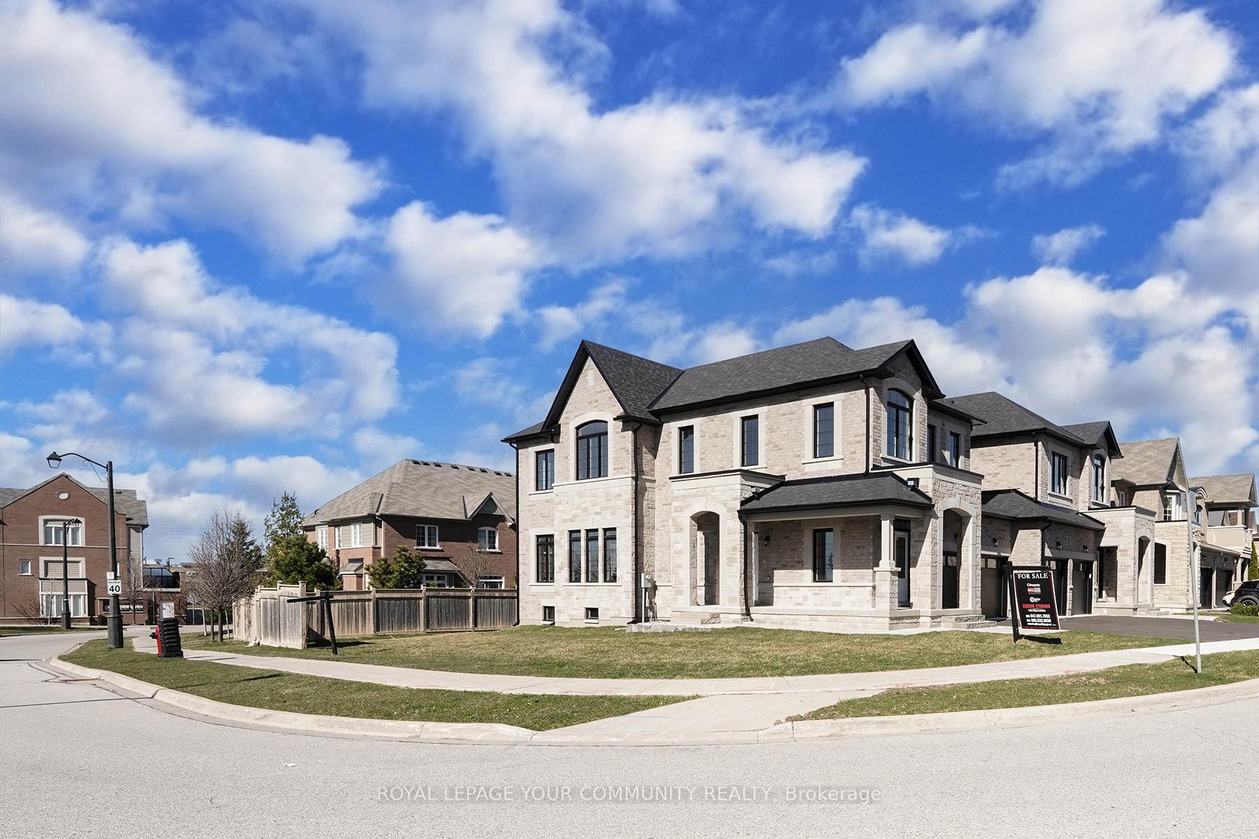 Photo 6 of 122 Lewis Honey Drive, Aurora, Bayview Northeast — HOMEH