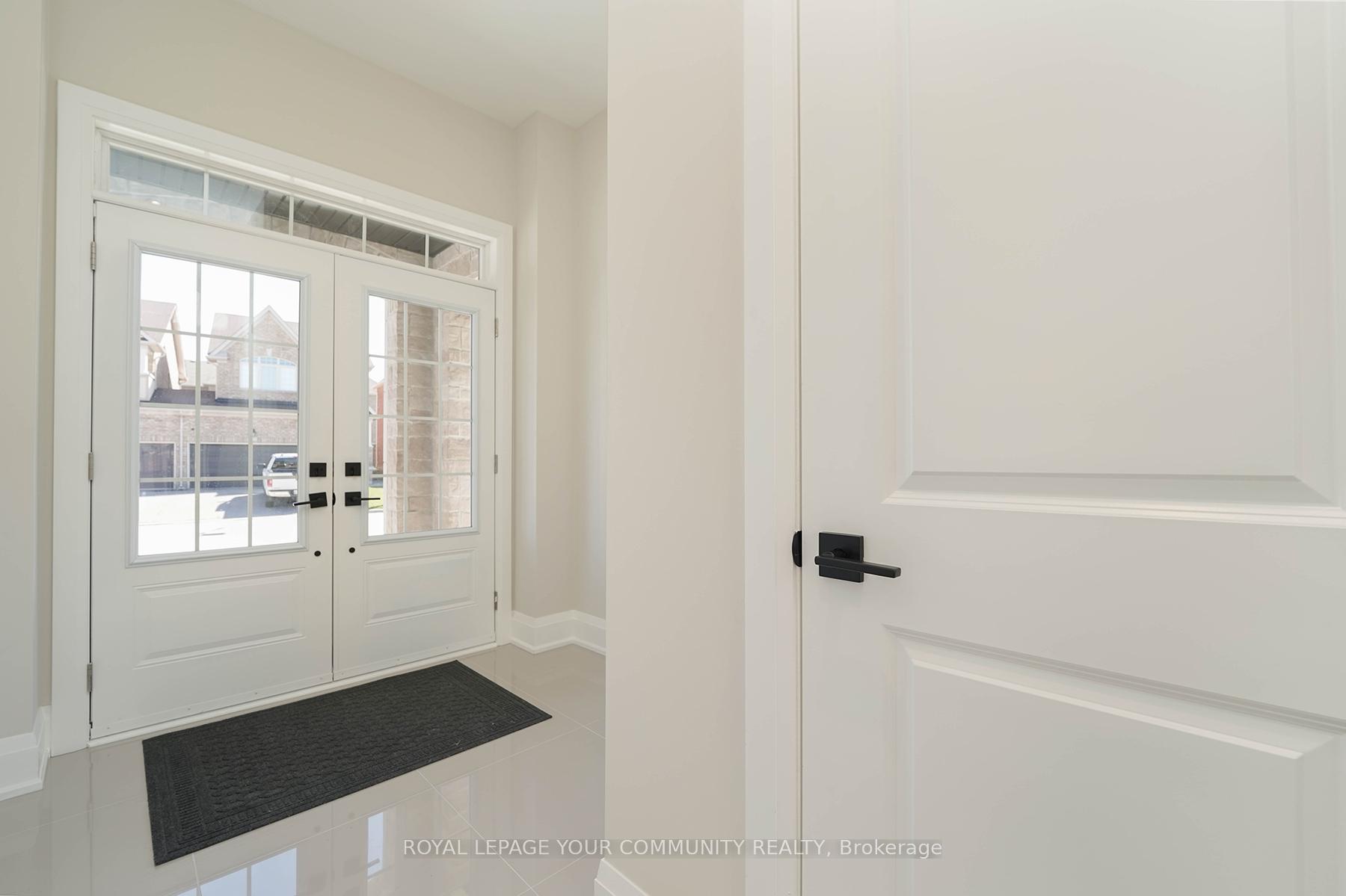 Photo 8 of 122 Lewis Honey Drive, Aurora, Bayview Northeast — HOMEH