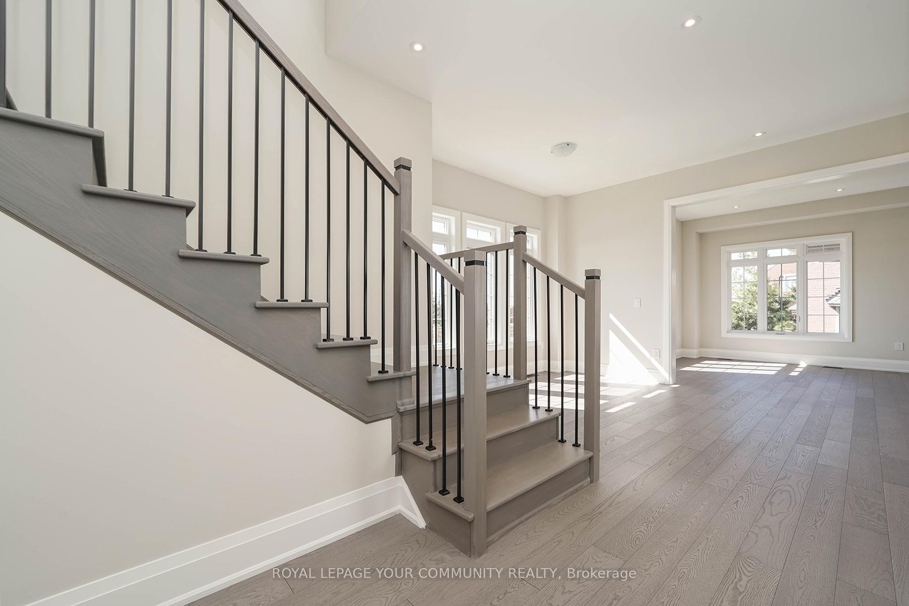 Photo 9 of 122 Lewis Honey Drive, Aurora, Bayview Northeast — HOMEH
