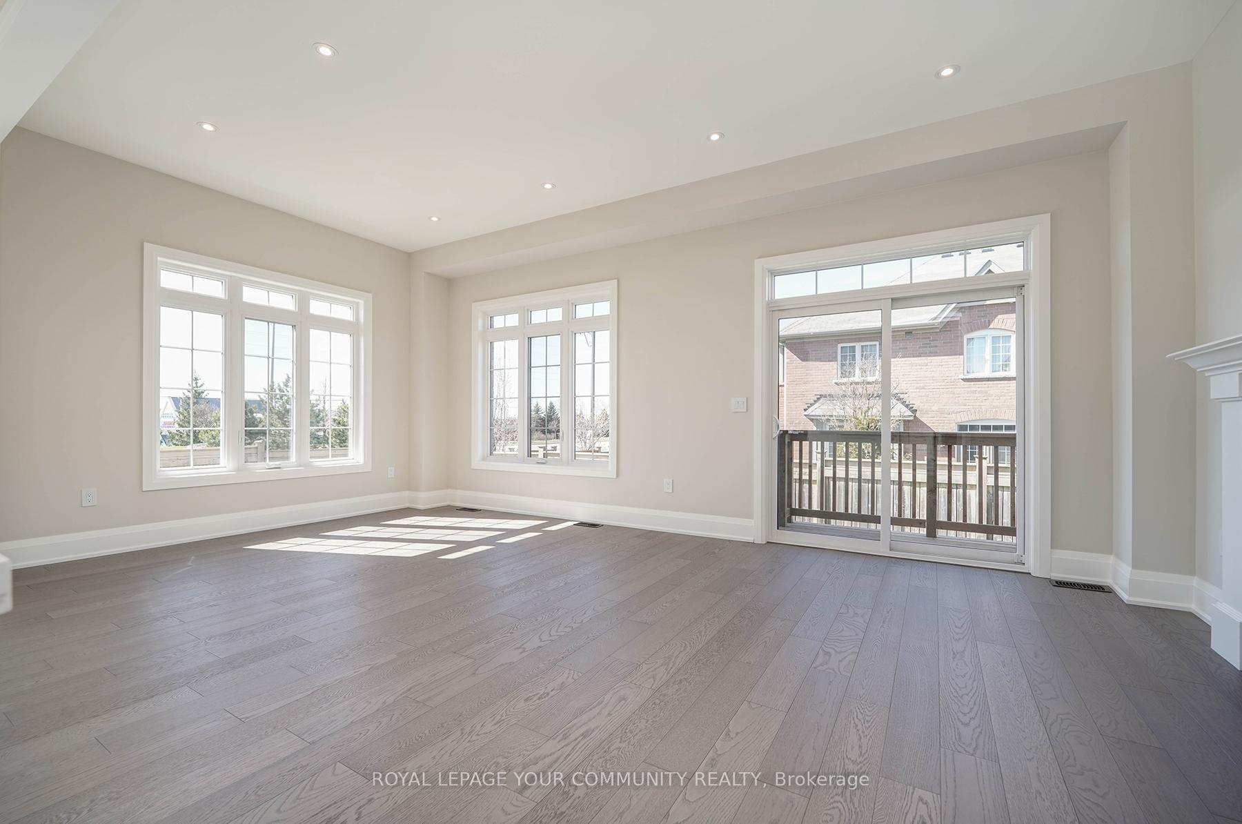 Photo 13 of 122 Lewis Honey Drive, Aurora, Bayview Northeast — HOMEH