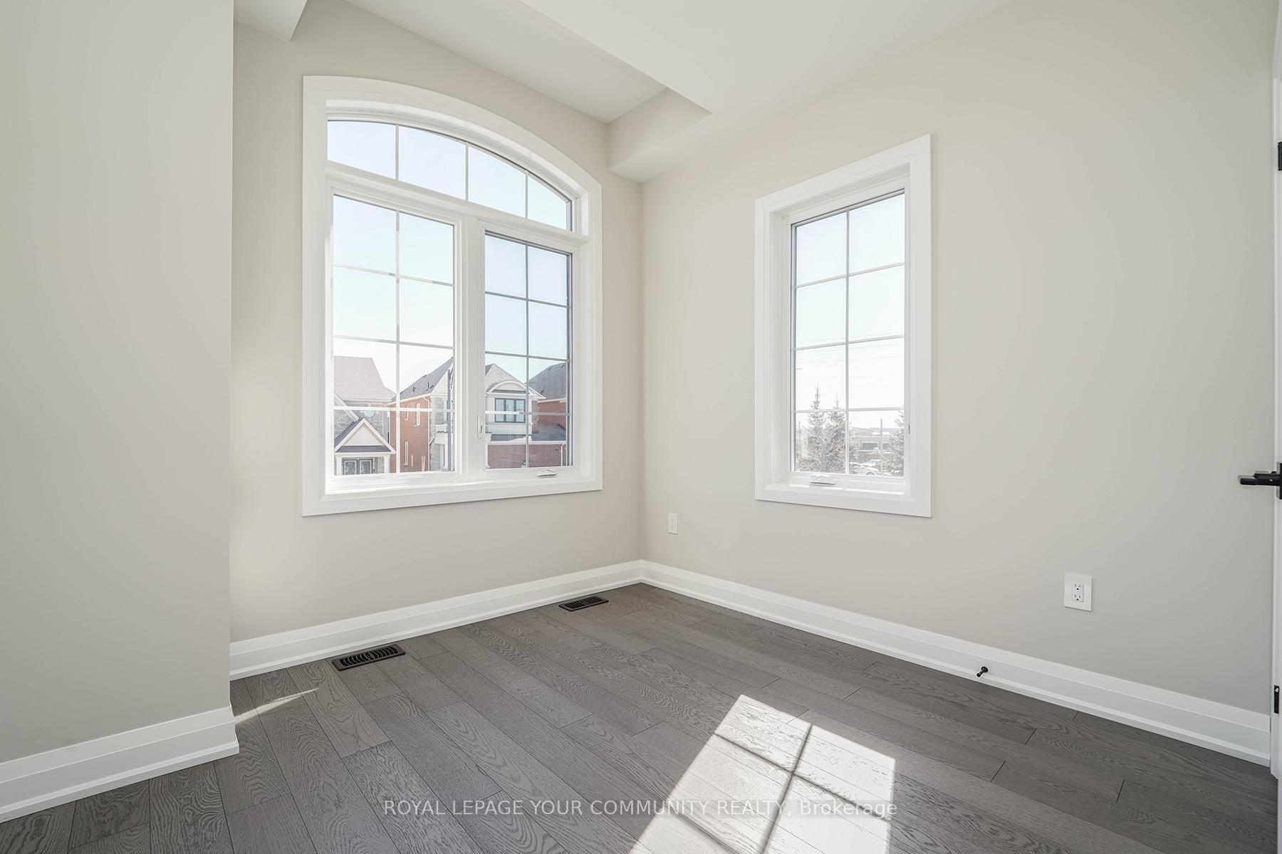 Photo 20 of 122 Lewis Honey Drive, Aurora, Bayview Northeast — HOMEH